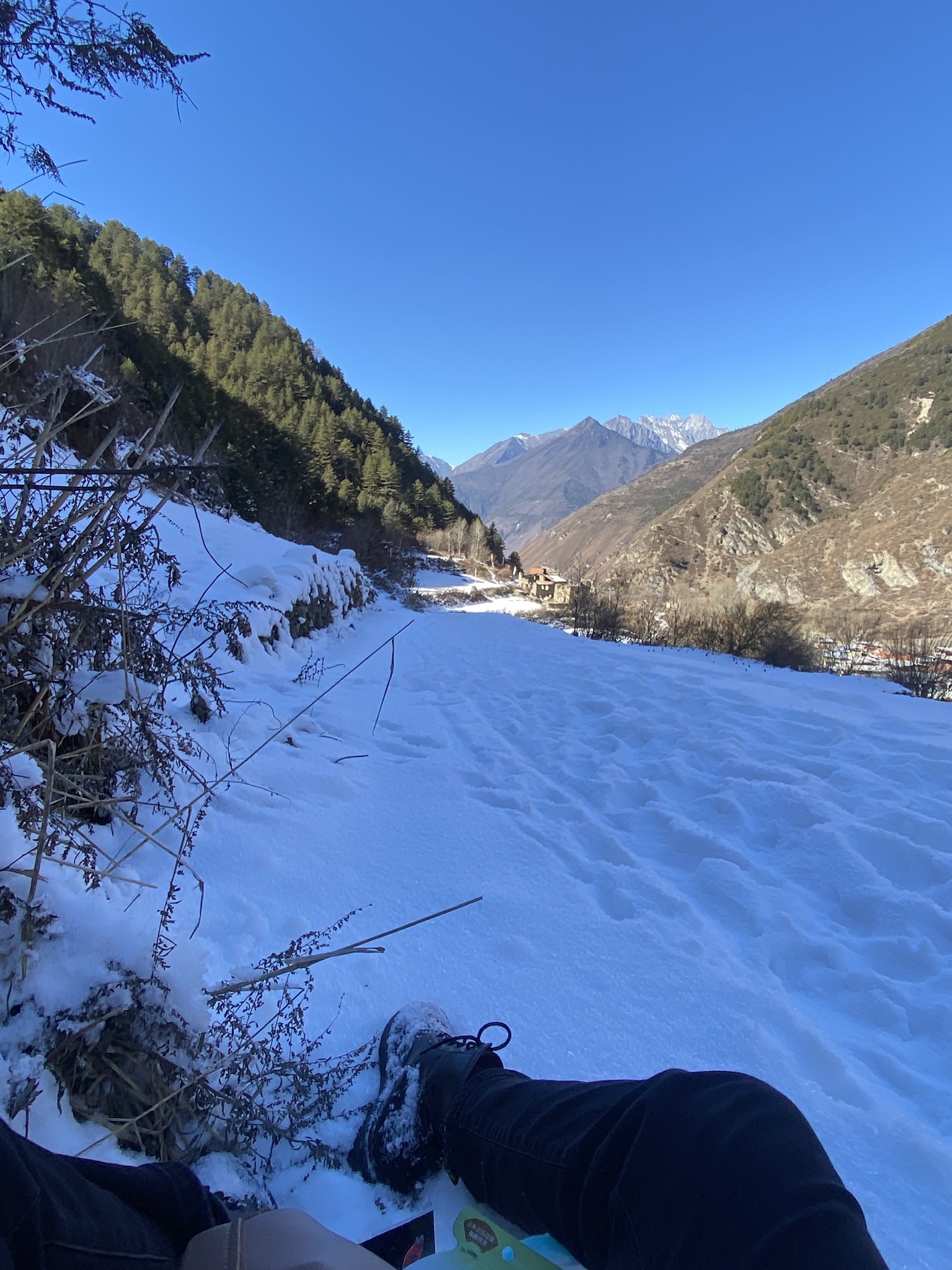 胆扎木沟红山旅游风景区旅行图片 2