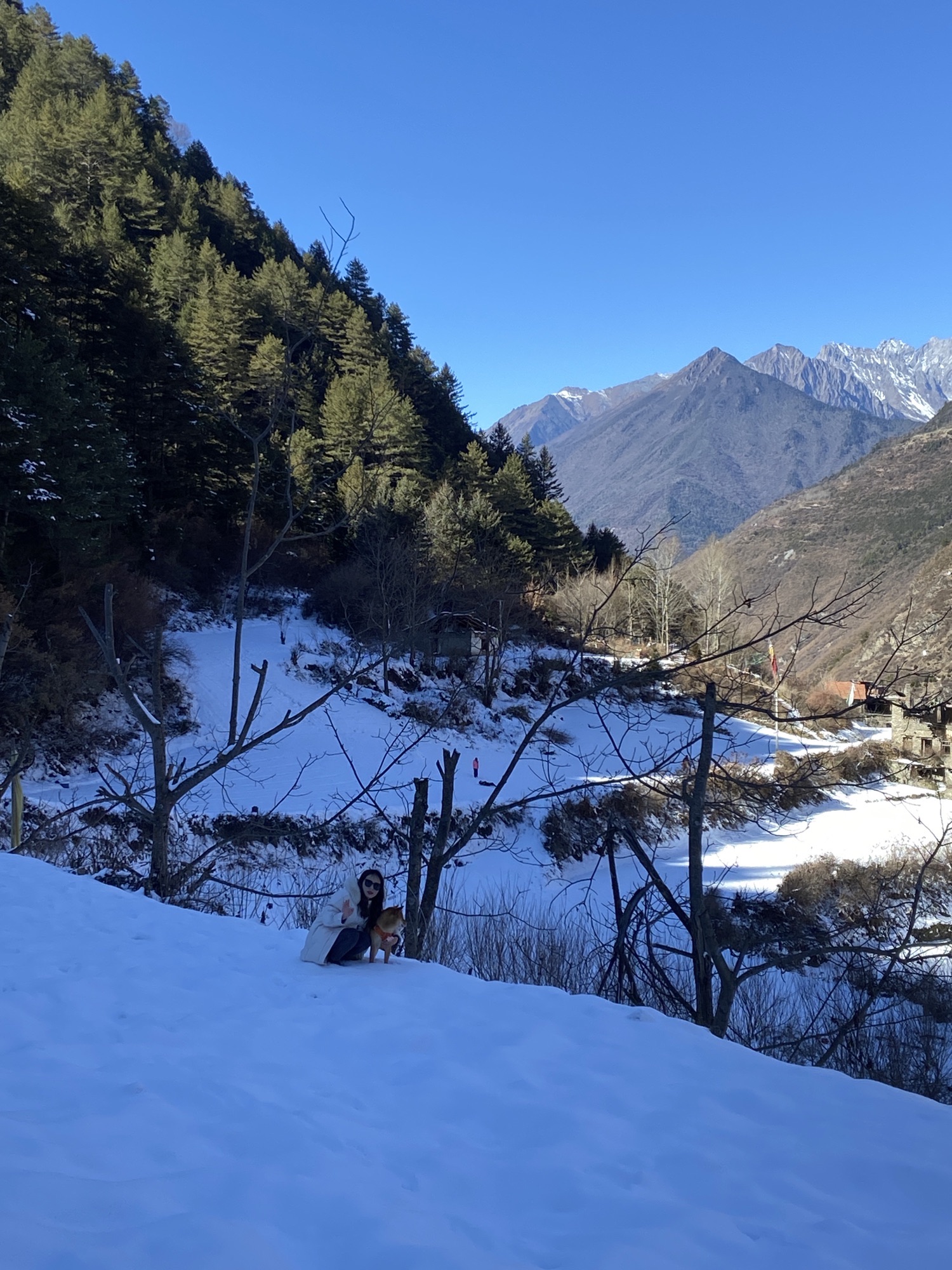 胆扎木沟红山旅游风景区旅行图片 3