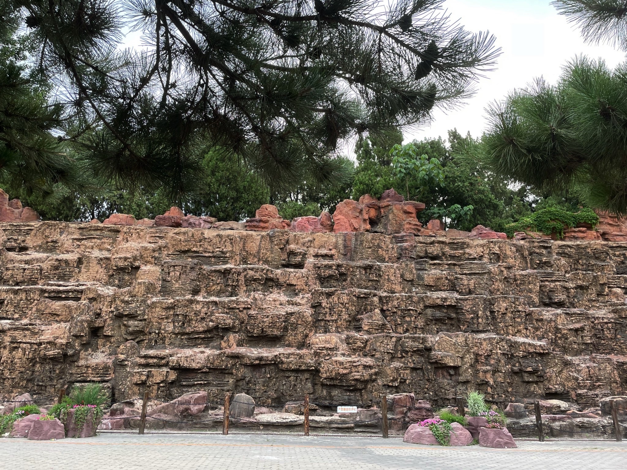 人工瀑布旅行图片 1