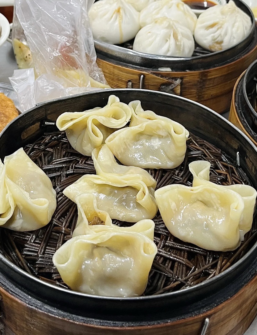 阜阳名小吃东关李伍腓汤包子店