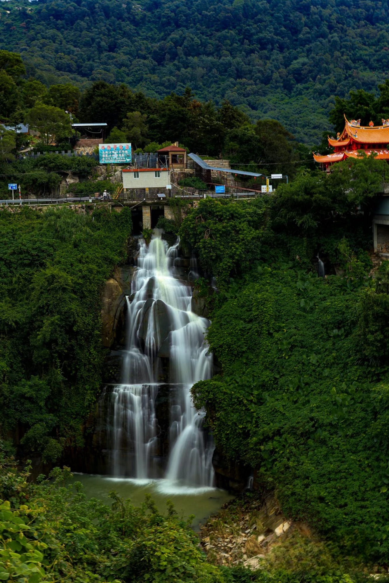 西隐飞瀑旅行图片 3