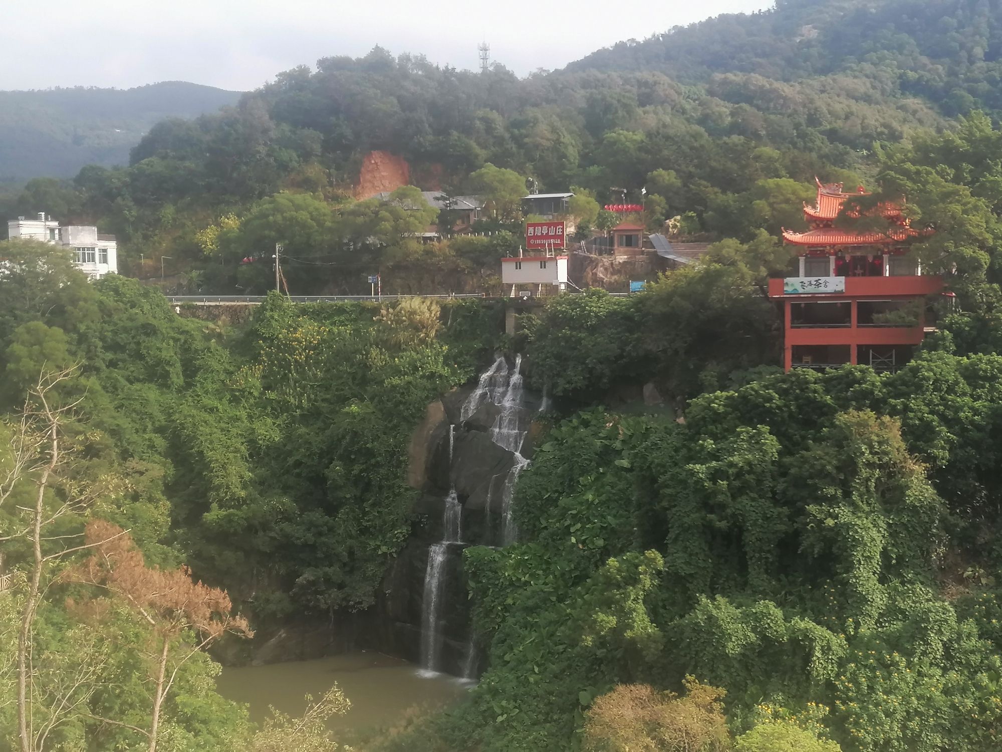 西隐飞瀑旅行图片 3