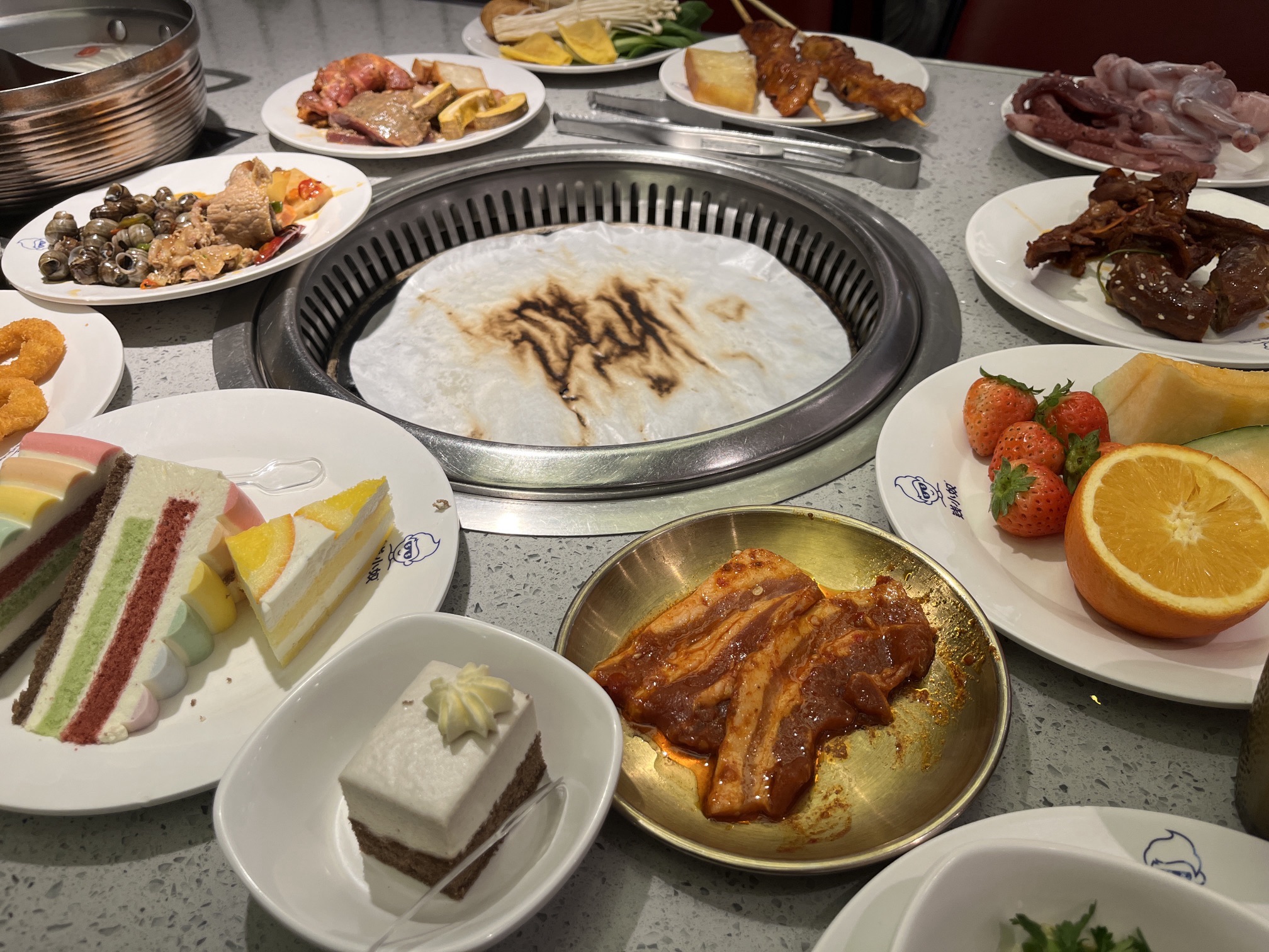 钱小奴创意自助餐厅(金华永盛广场店)