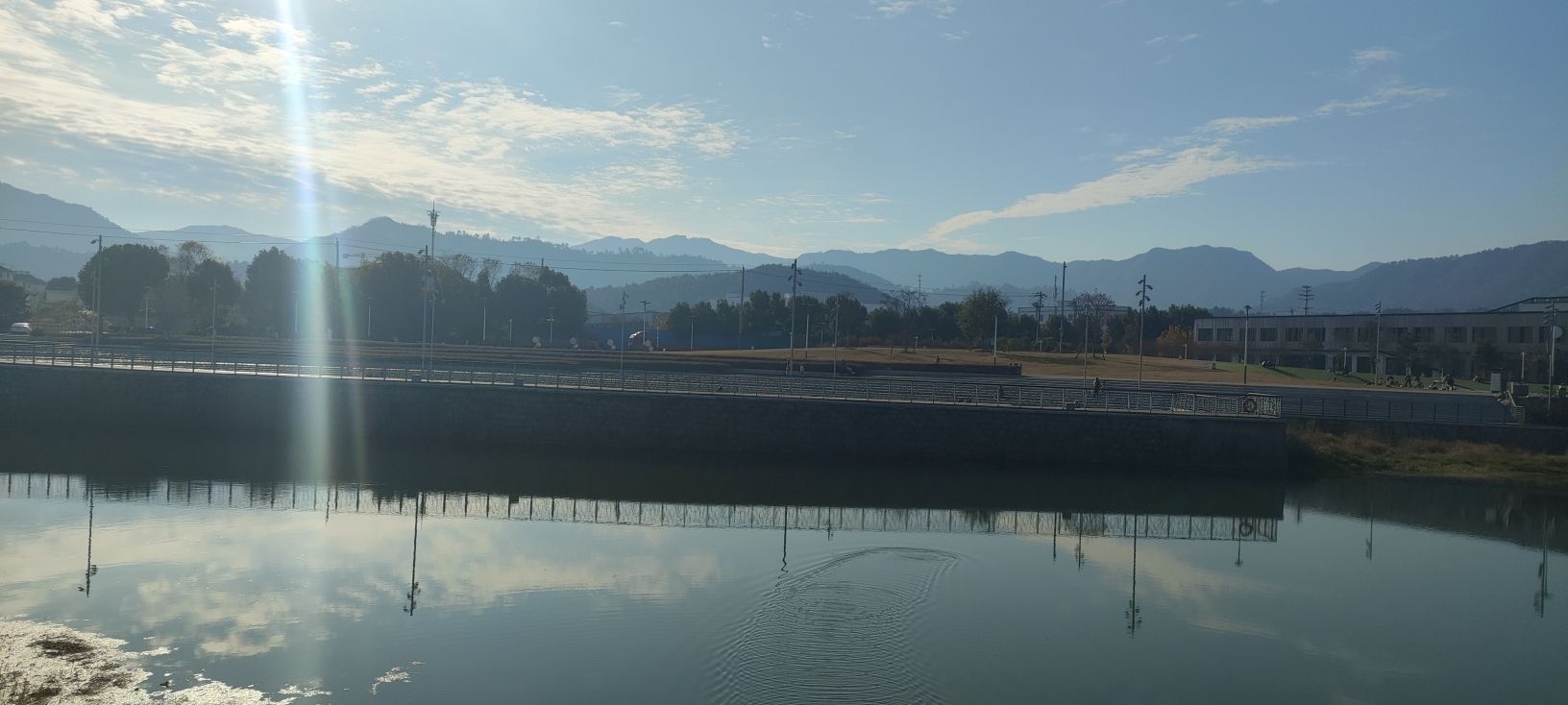 浦溪河网红沙滩旅行图片 3