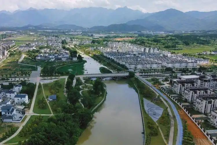 浦溪河网红沙滩旅行图片 1