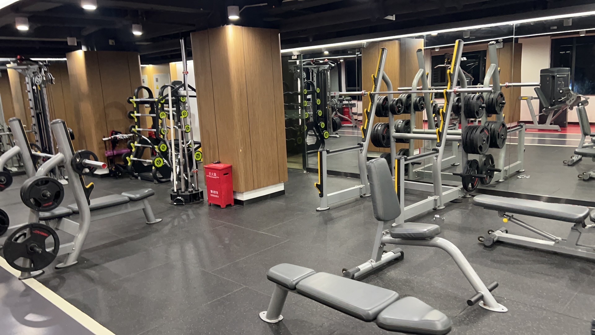 场地封面-呈程健身游泳