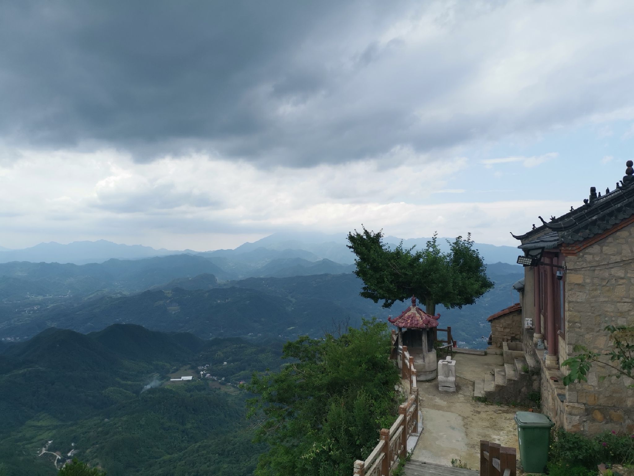 悬剑山风景区旅行图片 1