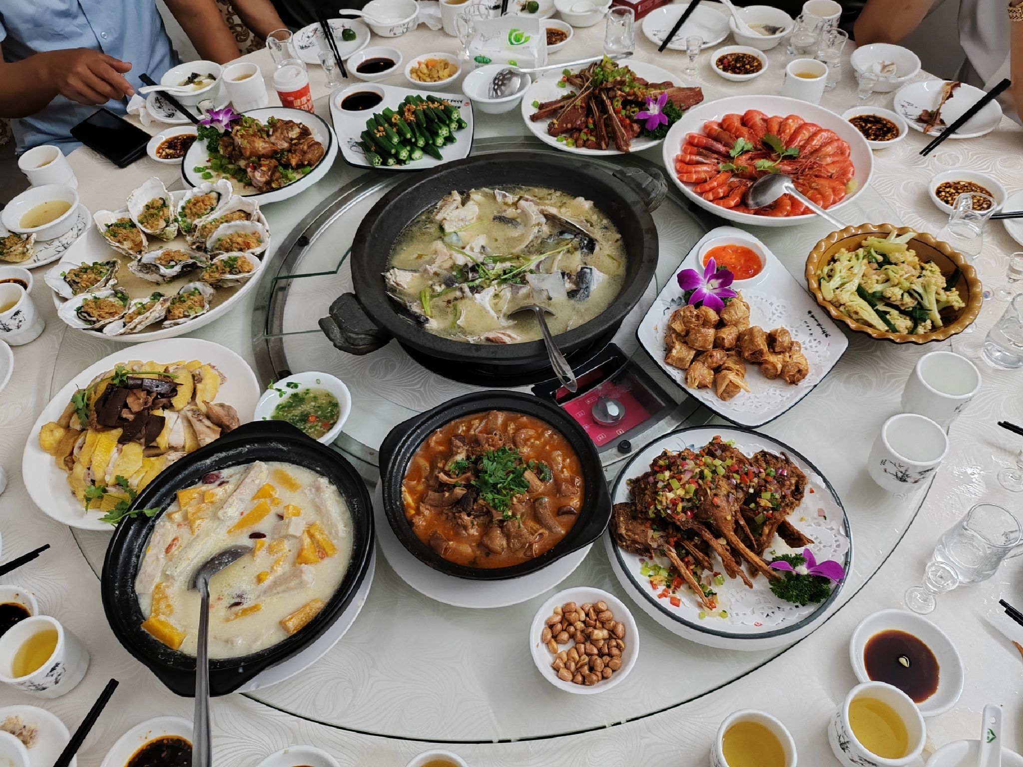 回味石锅鱼