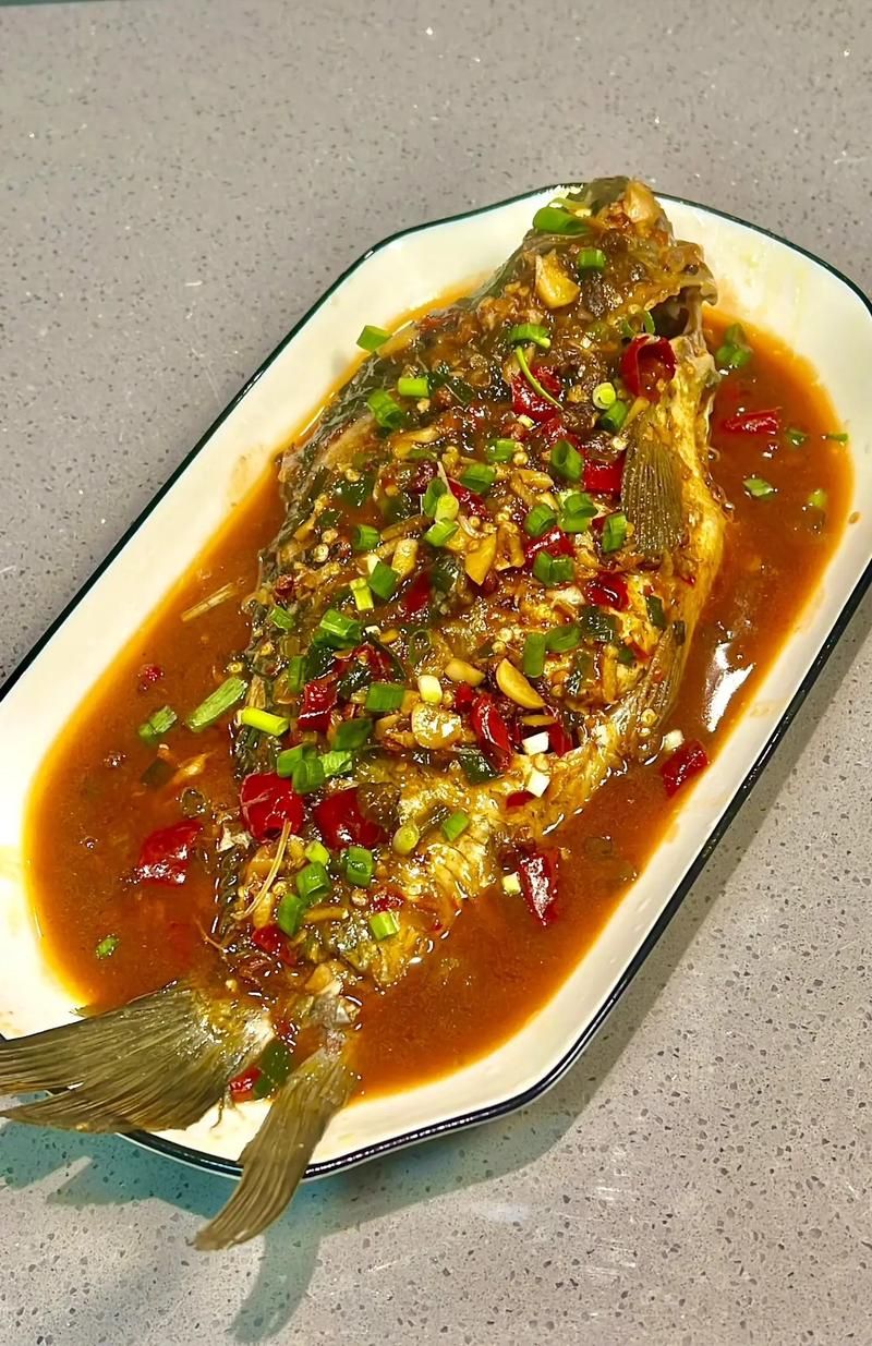 回味石锅鱼