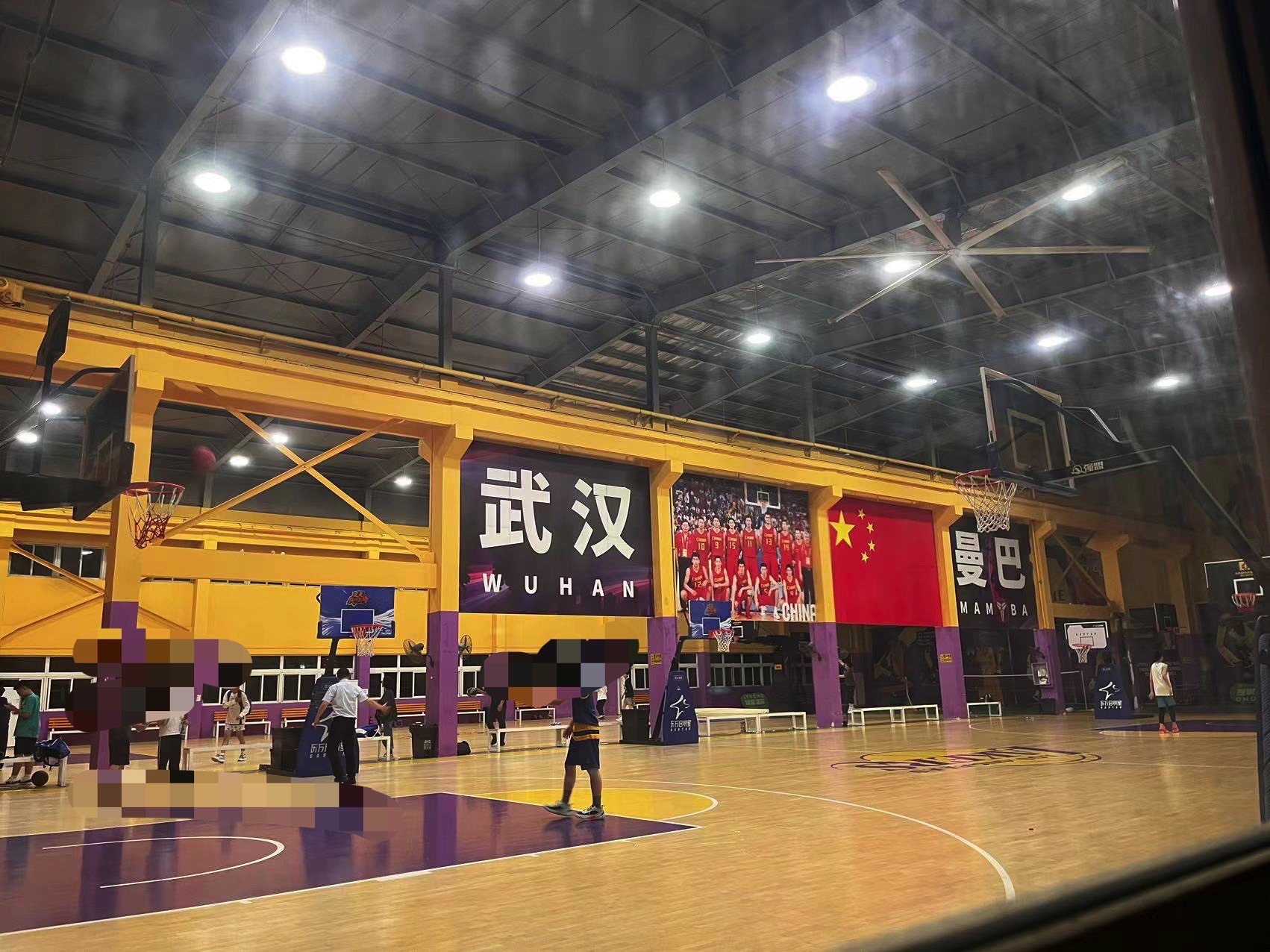 场地封面-曼巴体育馆