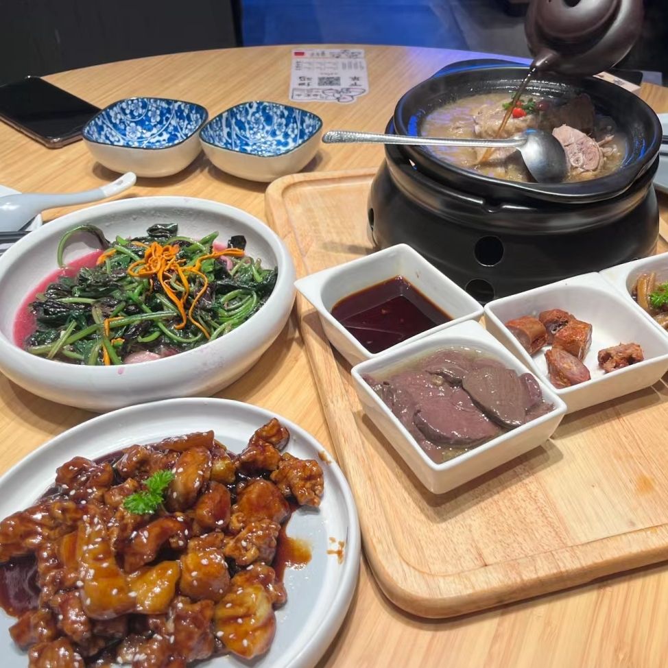 四方桌·福建客家土菜(江滨店)