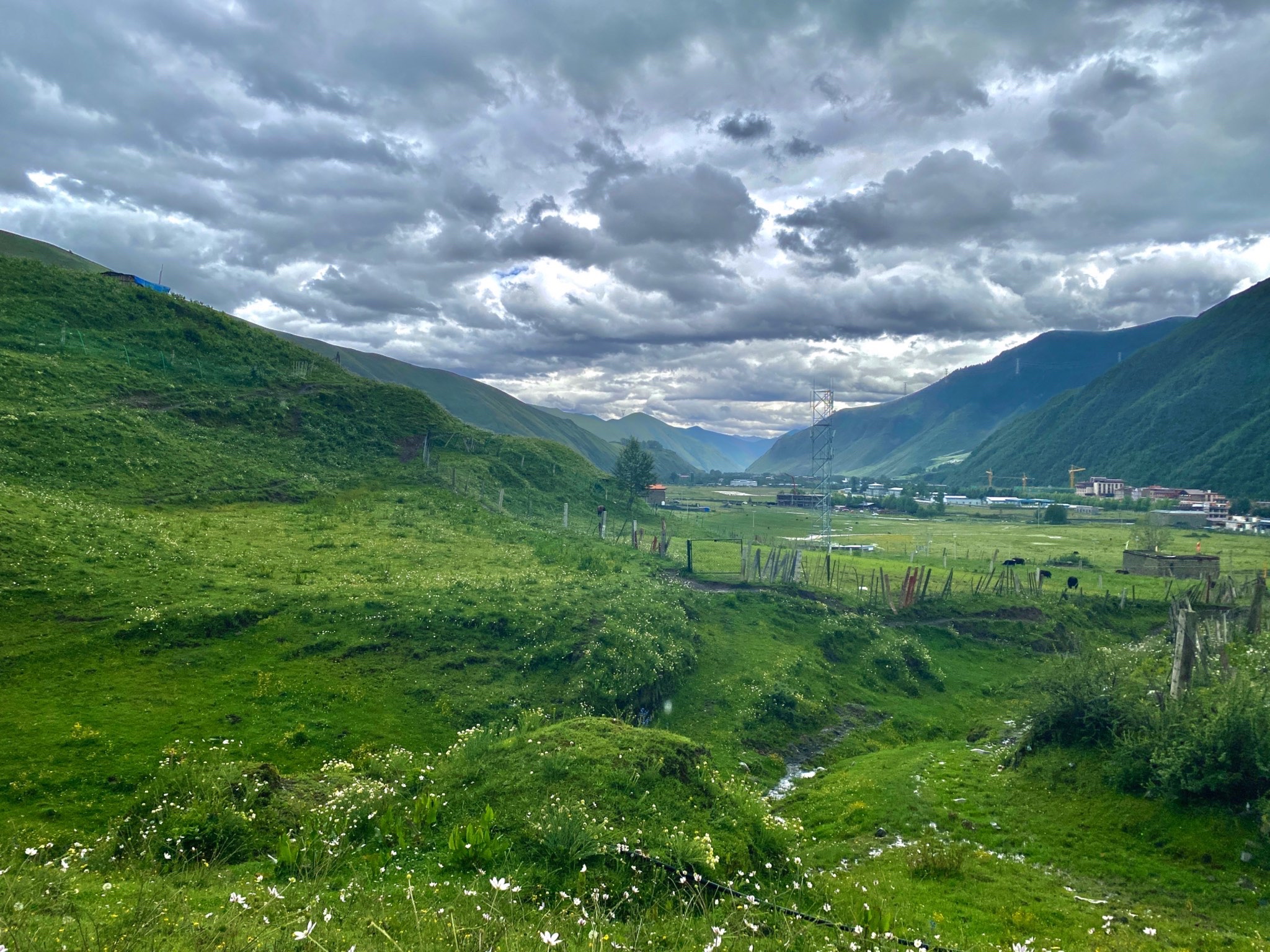 贡嘎雪山观景台旅行图片 1