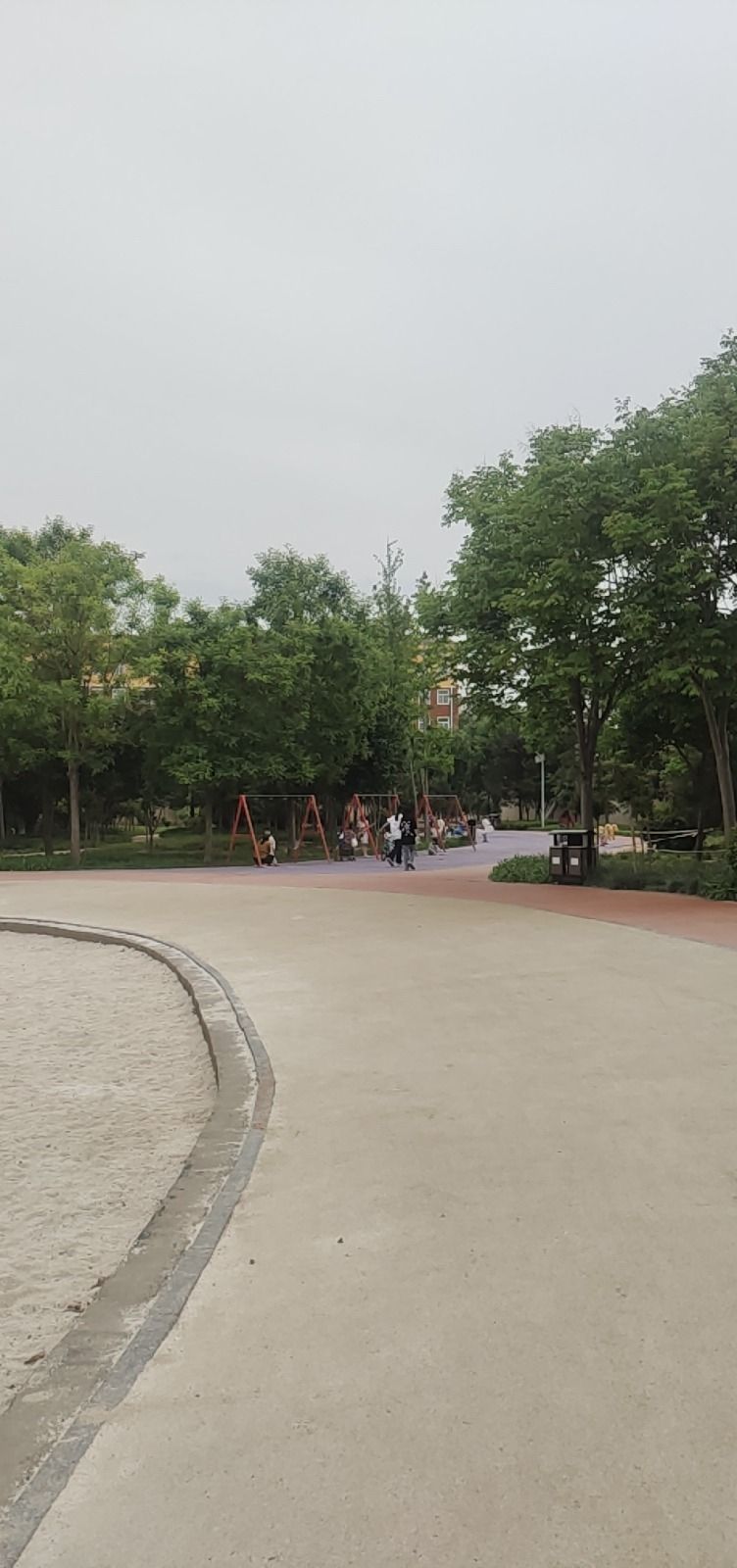 西华县快乐童年小公园旅行图片 3