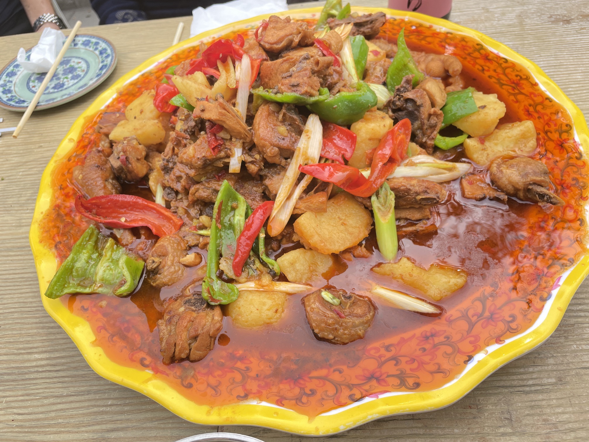 枣红马风味餐厅(玉龙广场店)