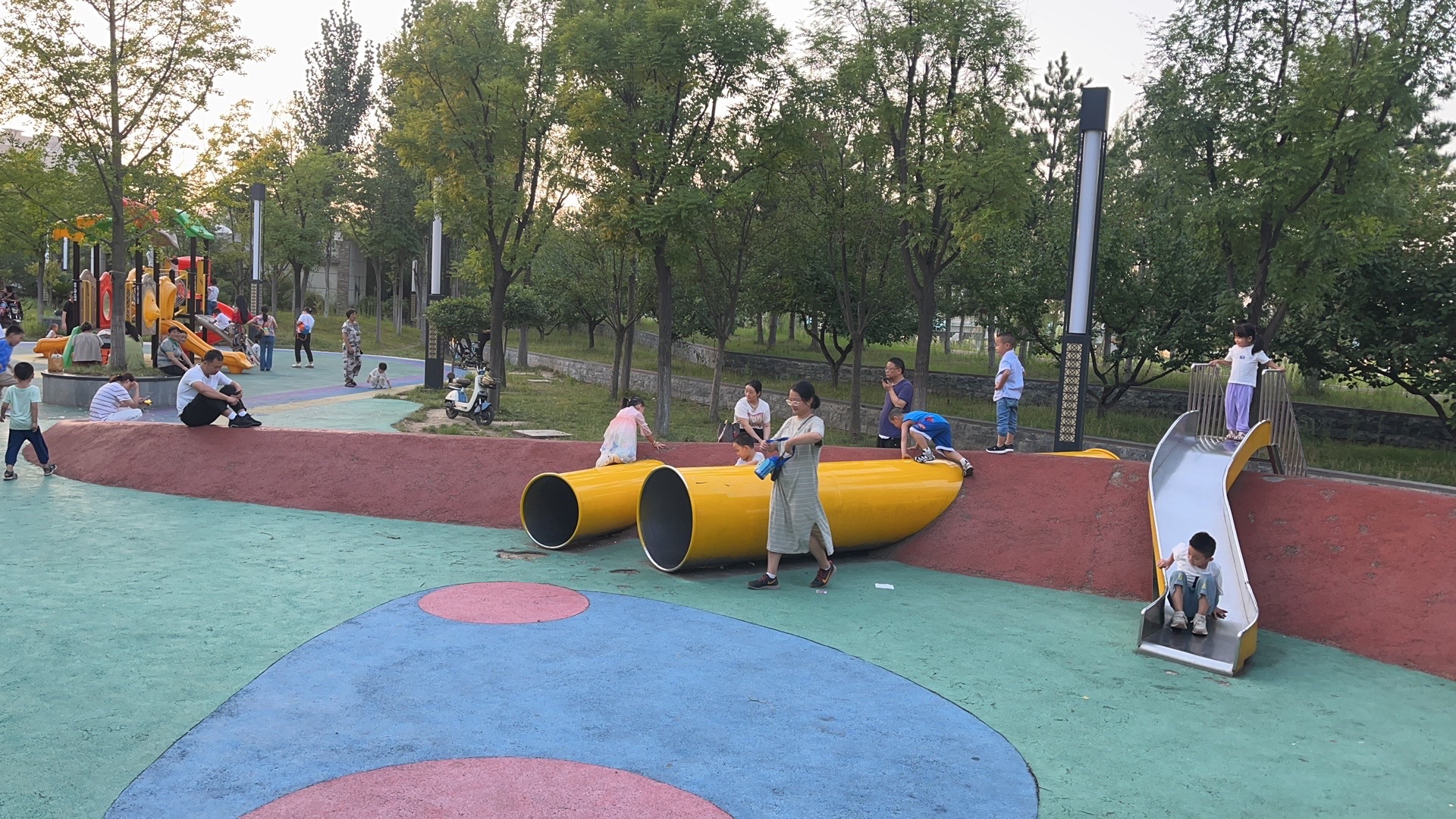 场地封面-儿童游乐场