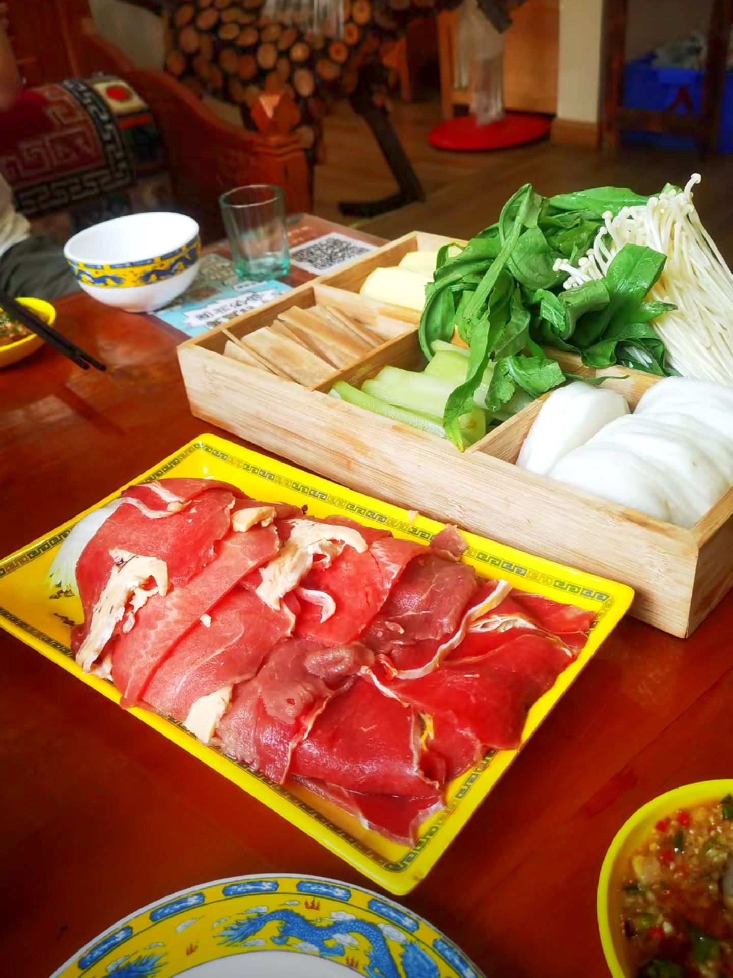 仁卿朗则藏餐厅(藏乡老街店)