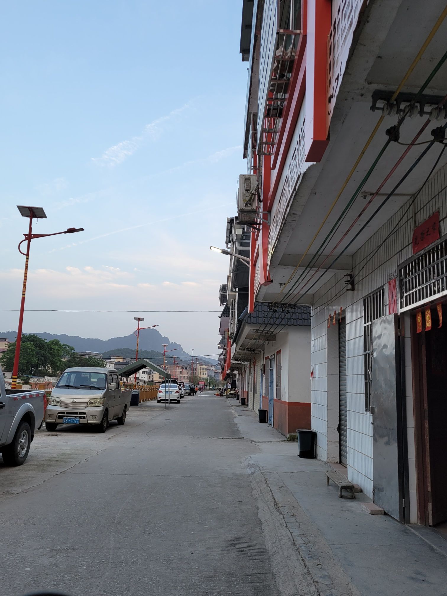 华丰村文化广场旅行图片 1