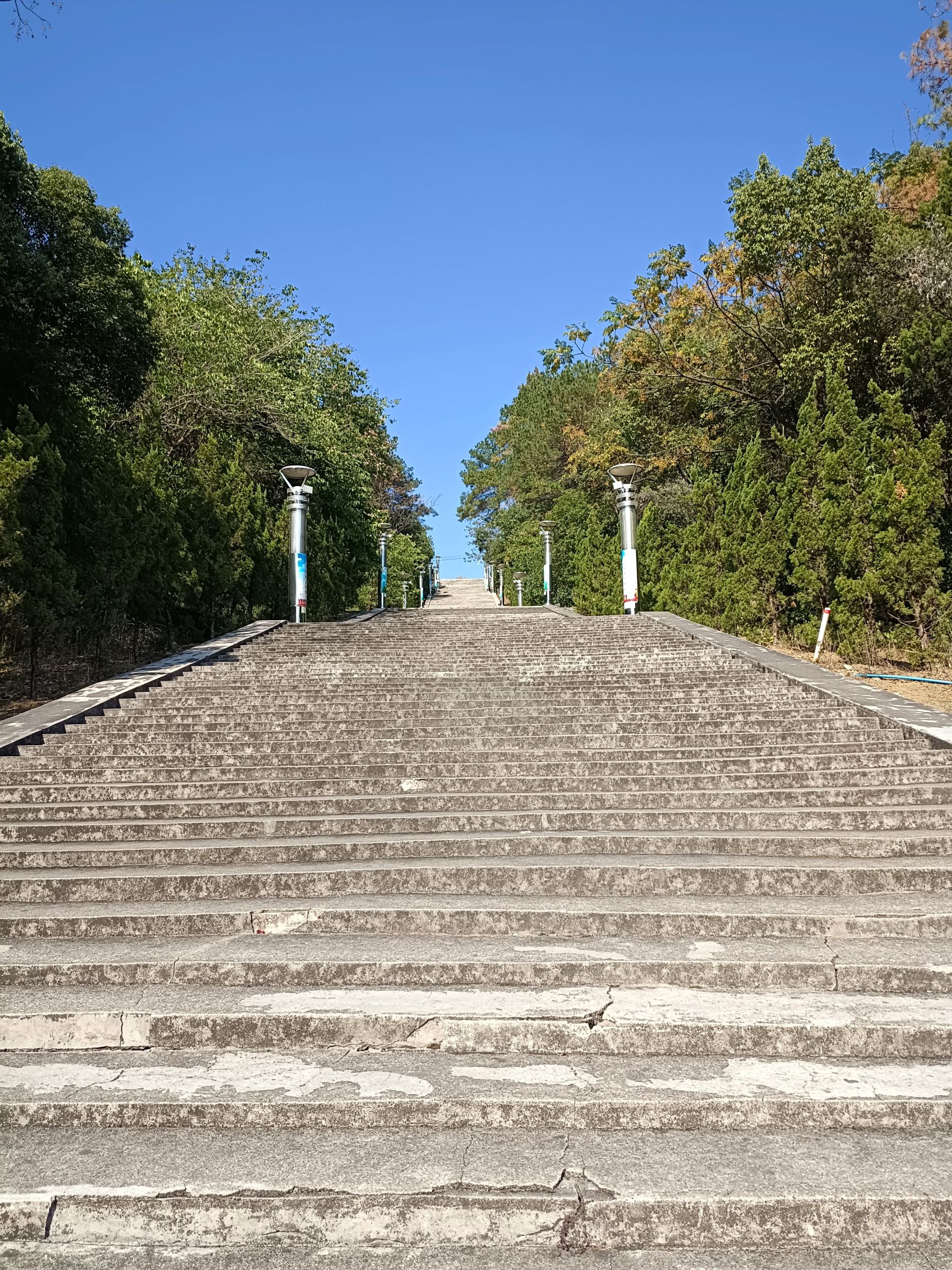 广东阳山国家地质公园贤令山景区旅行图片 3