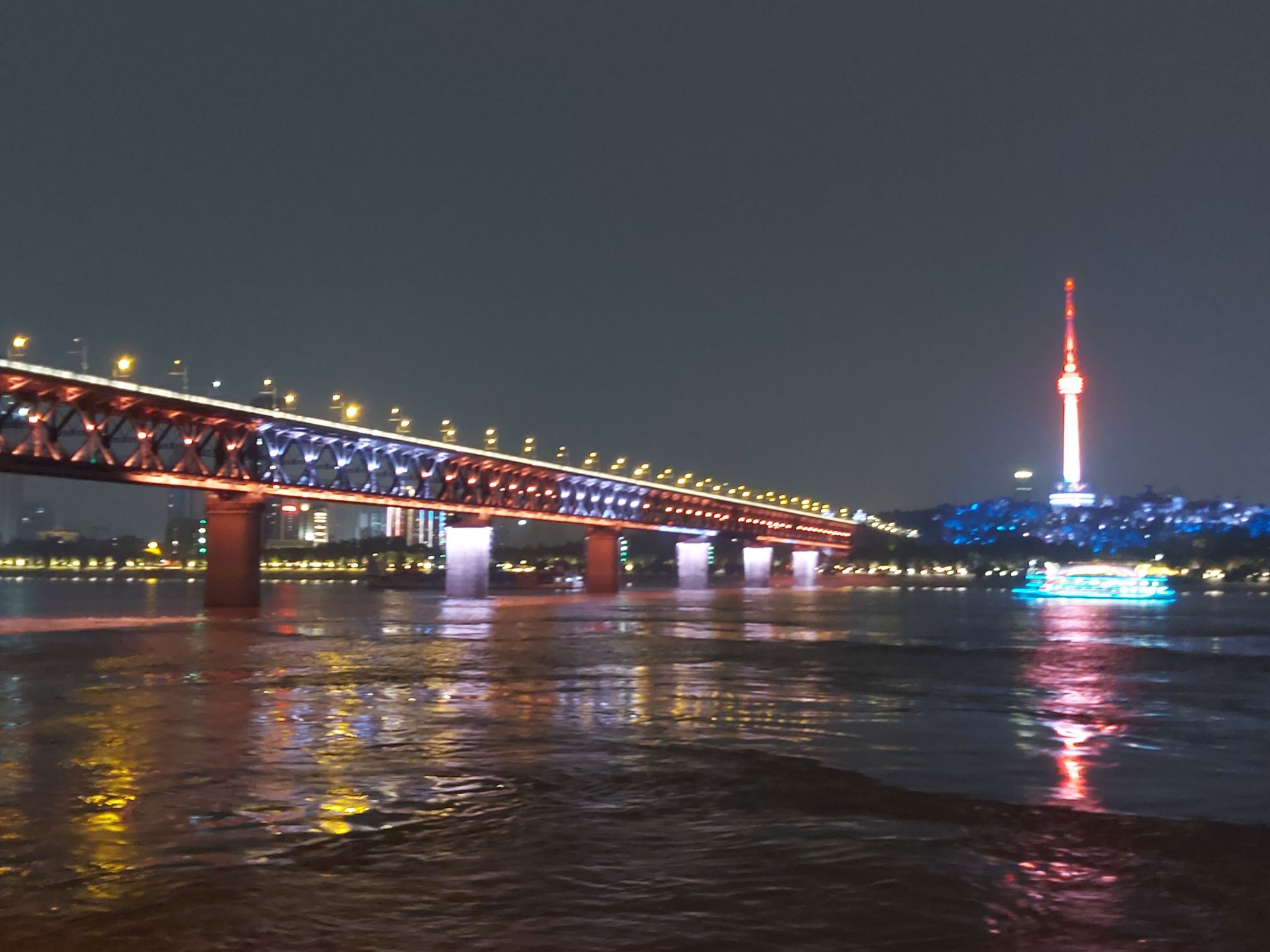 武汉君旅号长江游览(夜游长江)旅行图片 2