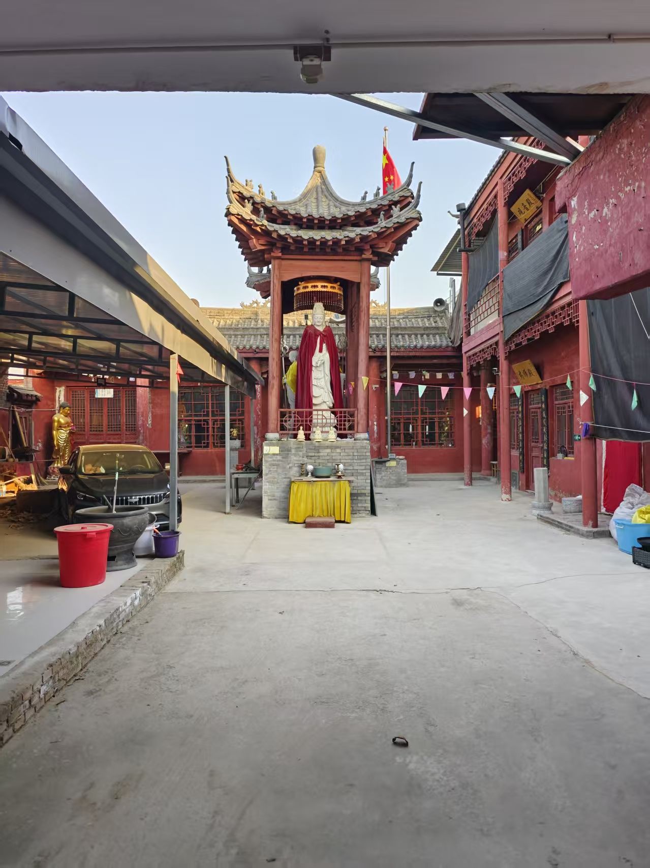 石佛寺实景照片