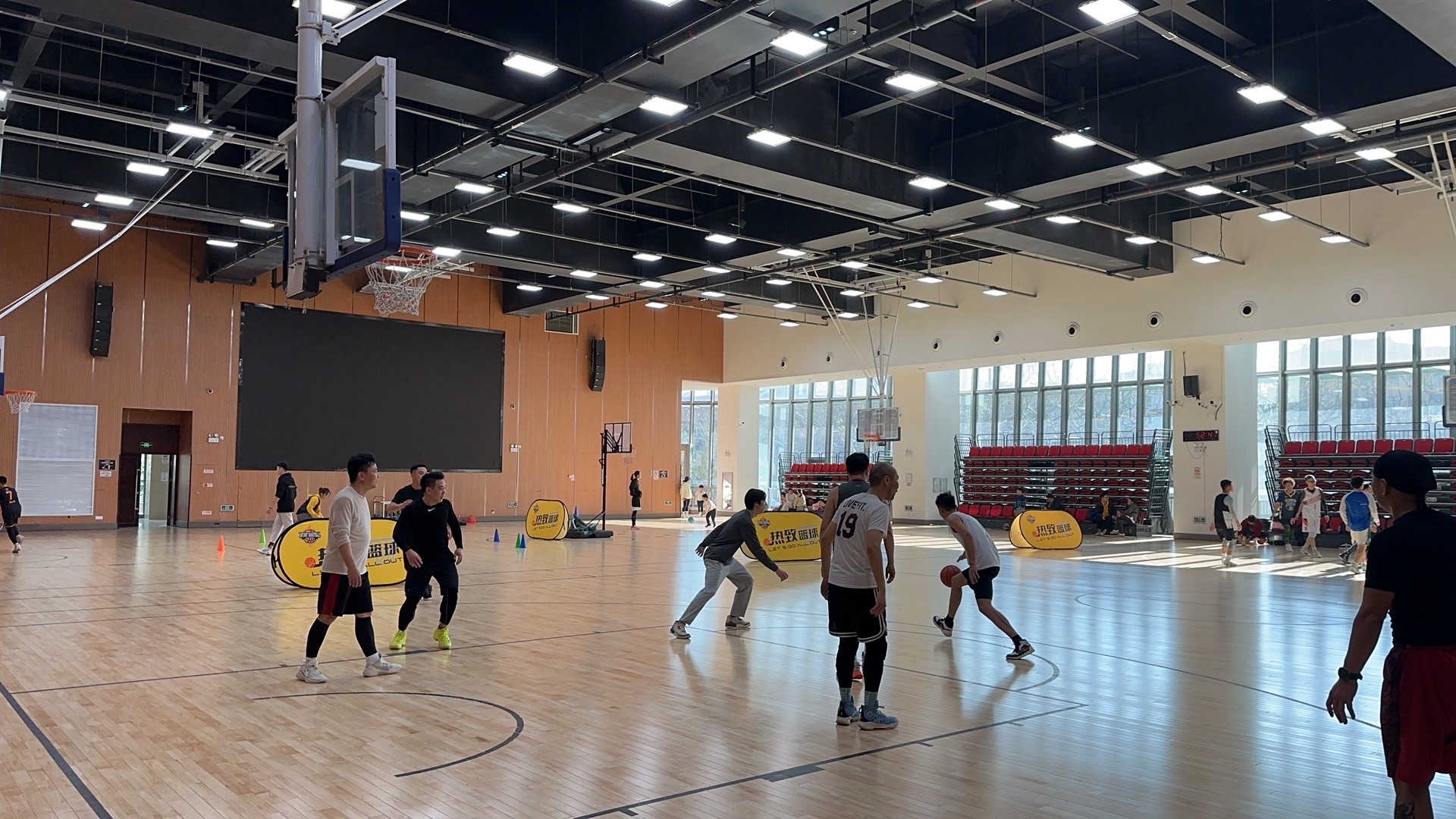 场地封面-洛克公园(总店)