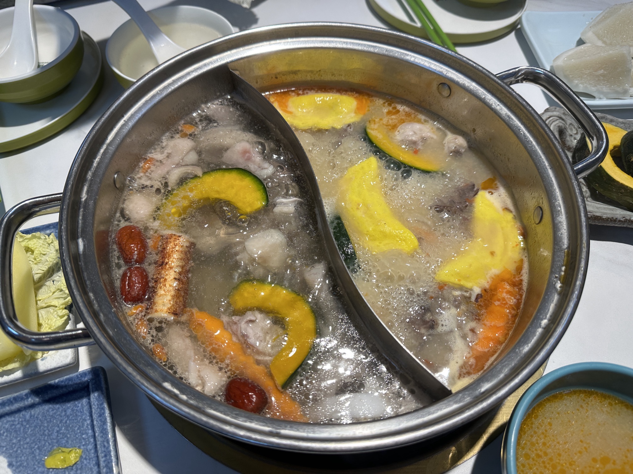 小院椰子鸡(海角院子美食汇店)