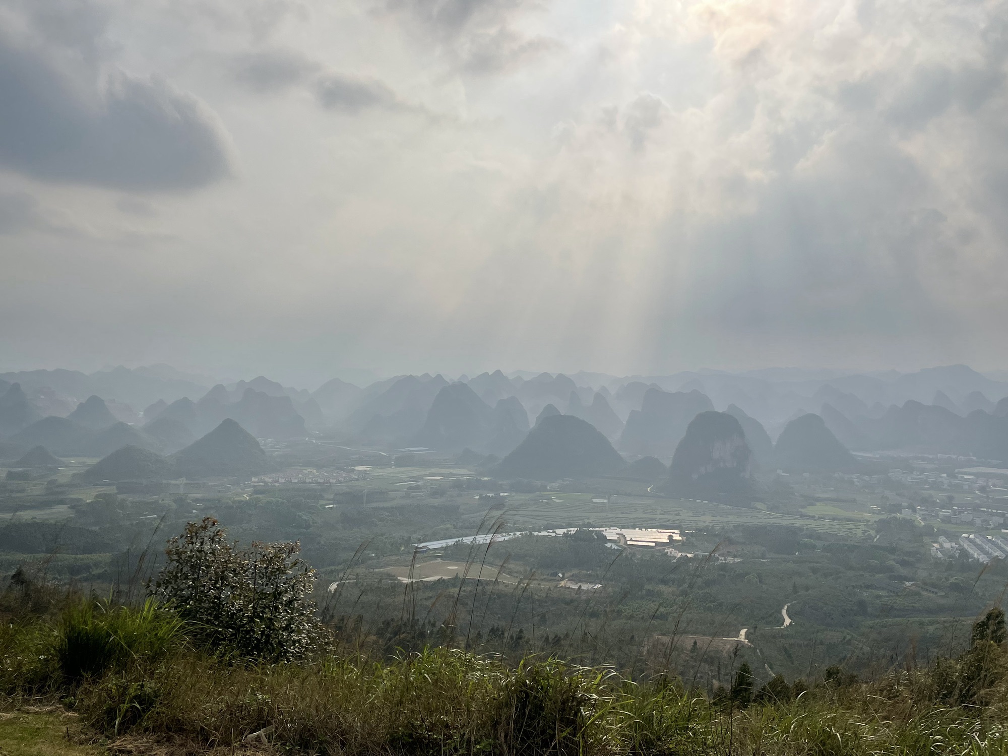螺蛳粉小镇飞行营地旅行图片 3