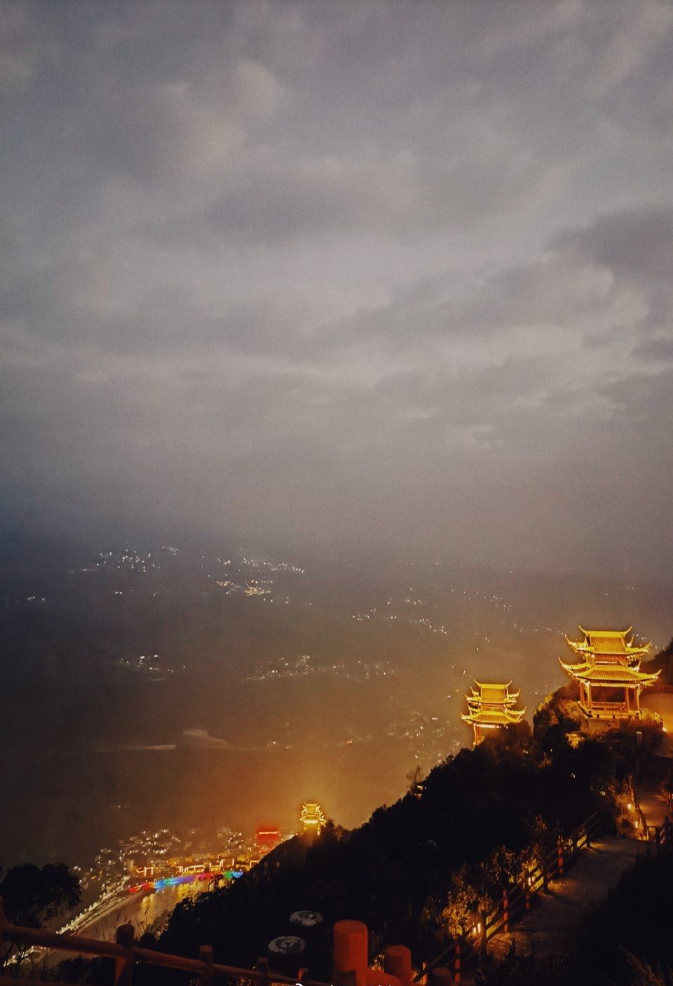 云之门旅行图片 1