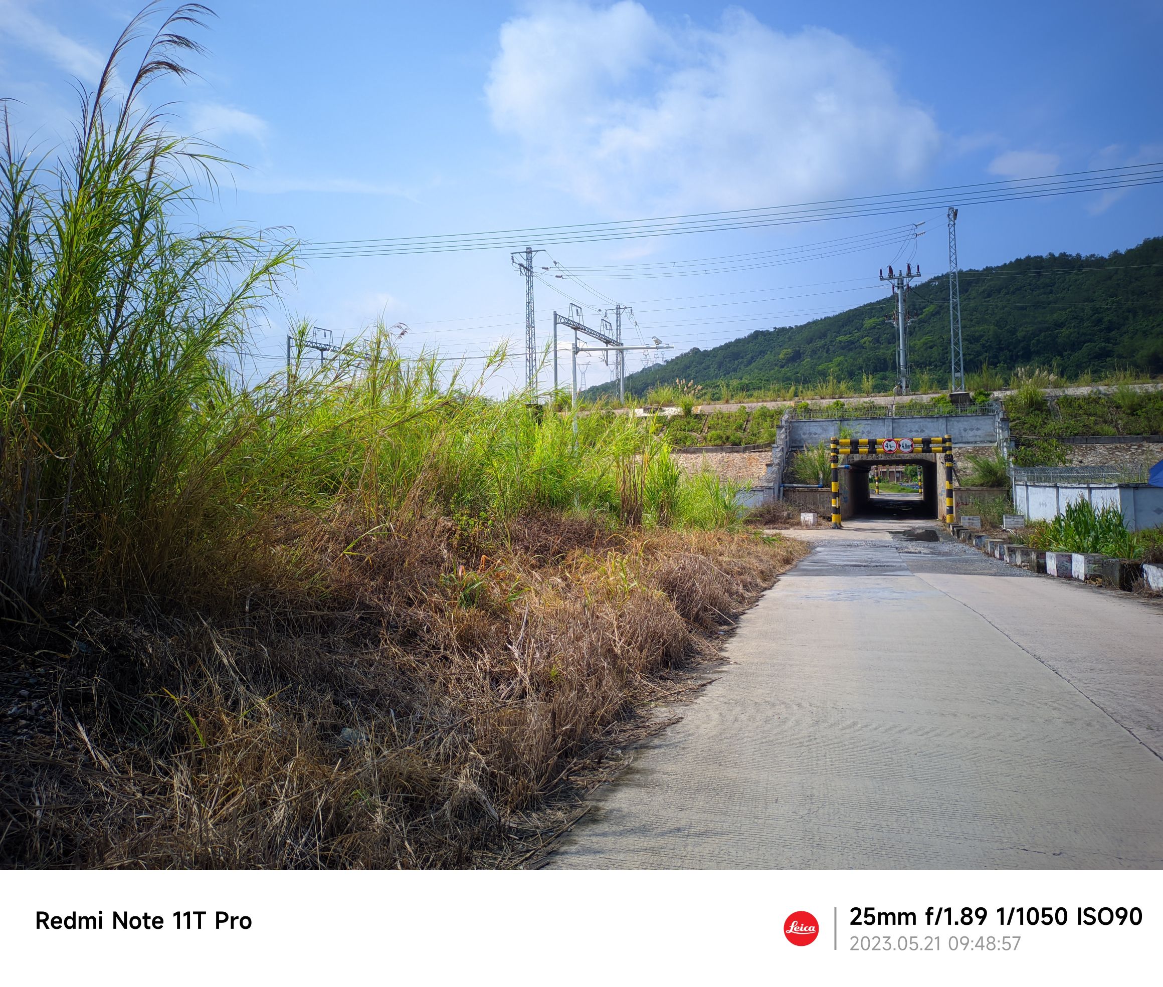 梅州西高铁综合维修车间