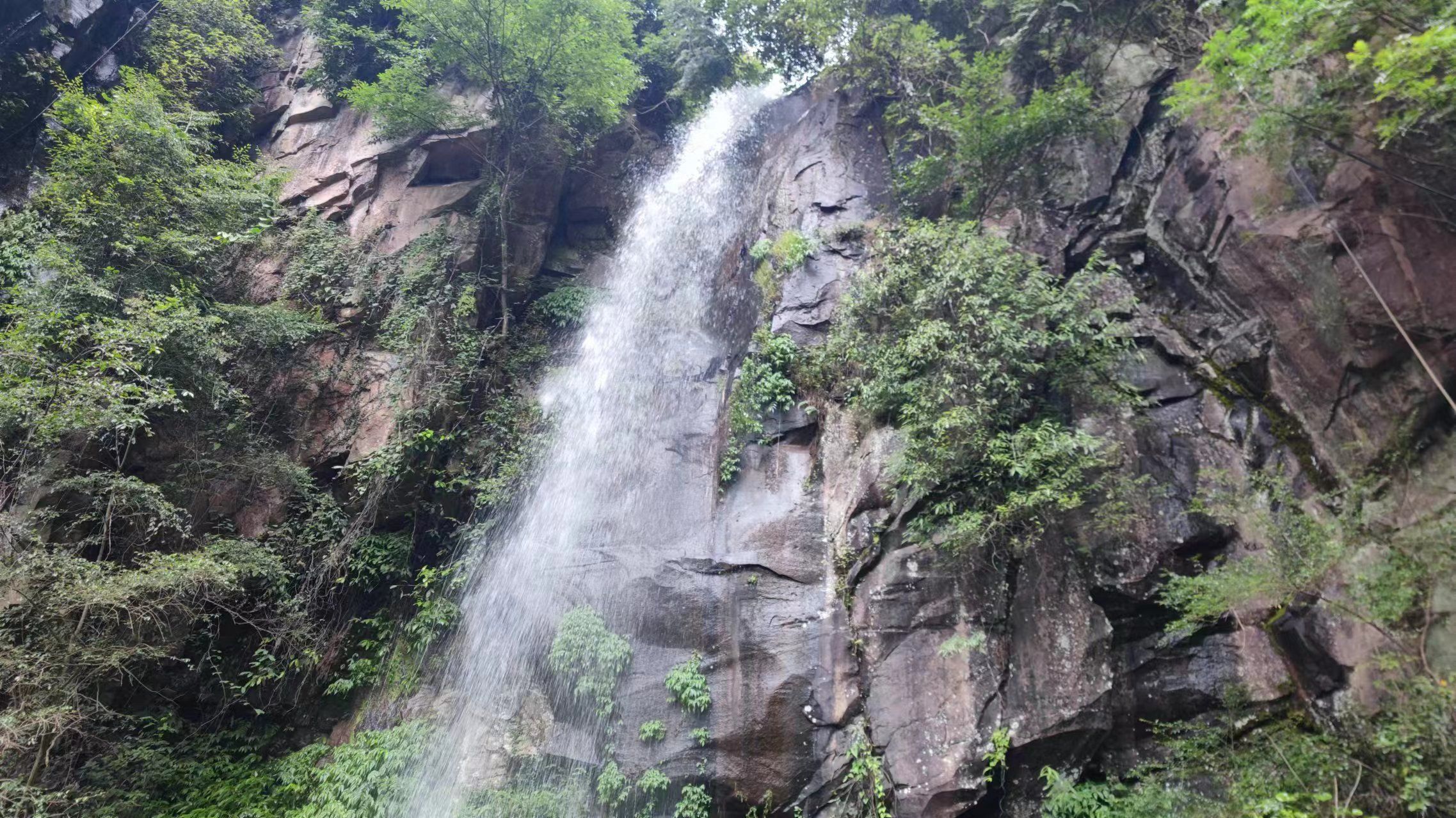雨花瀑旅行图片 1