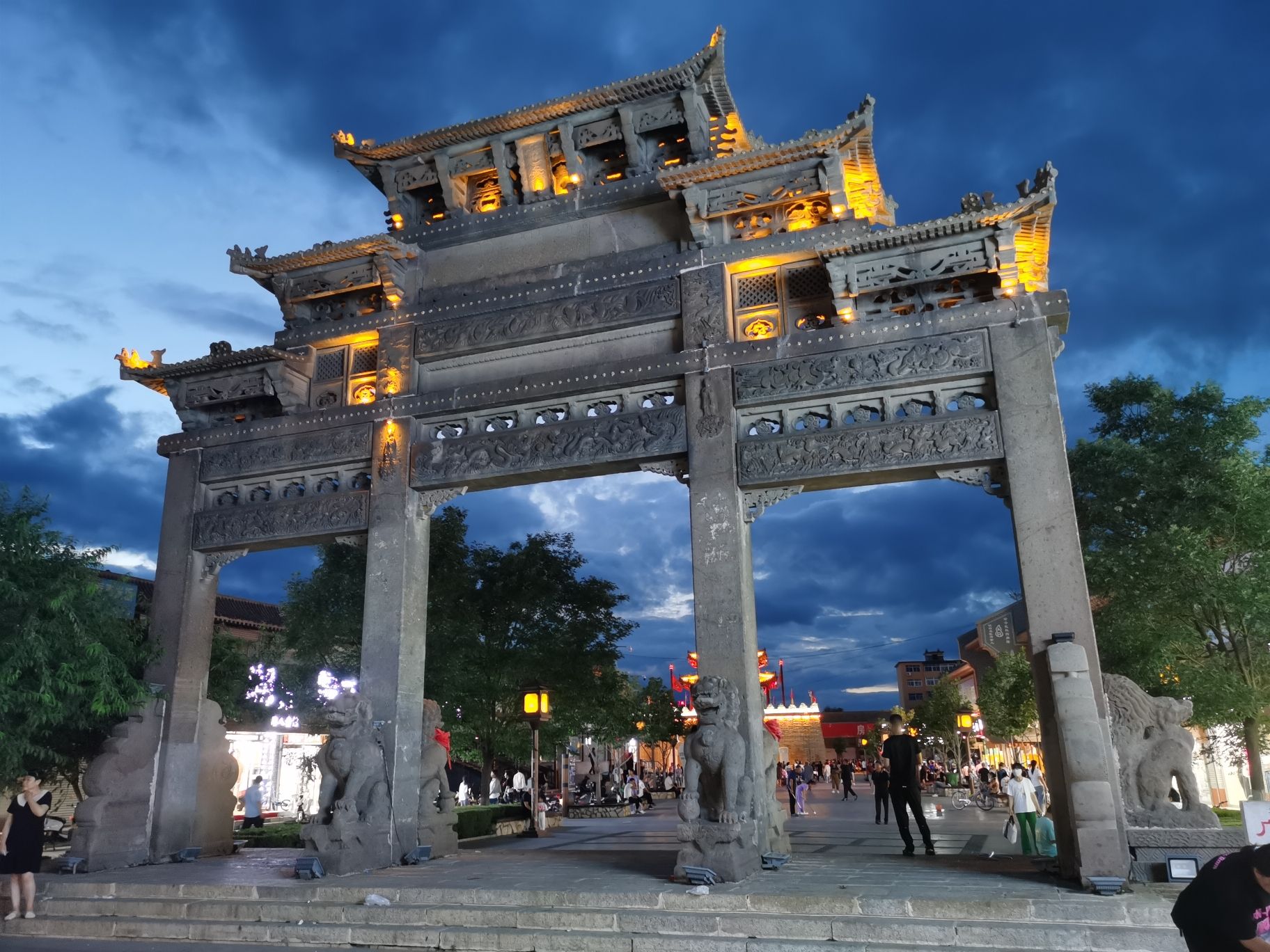 李成梁石牌坊旅行图片 1