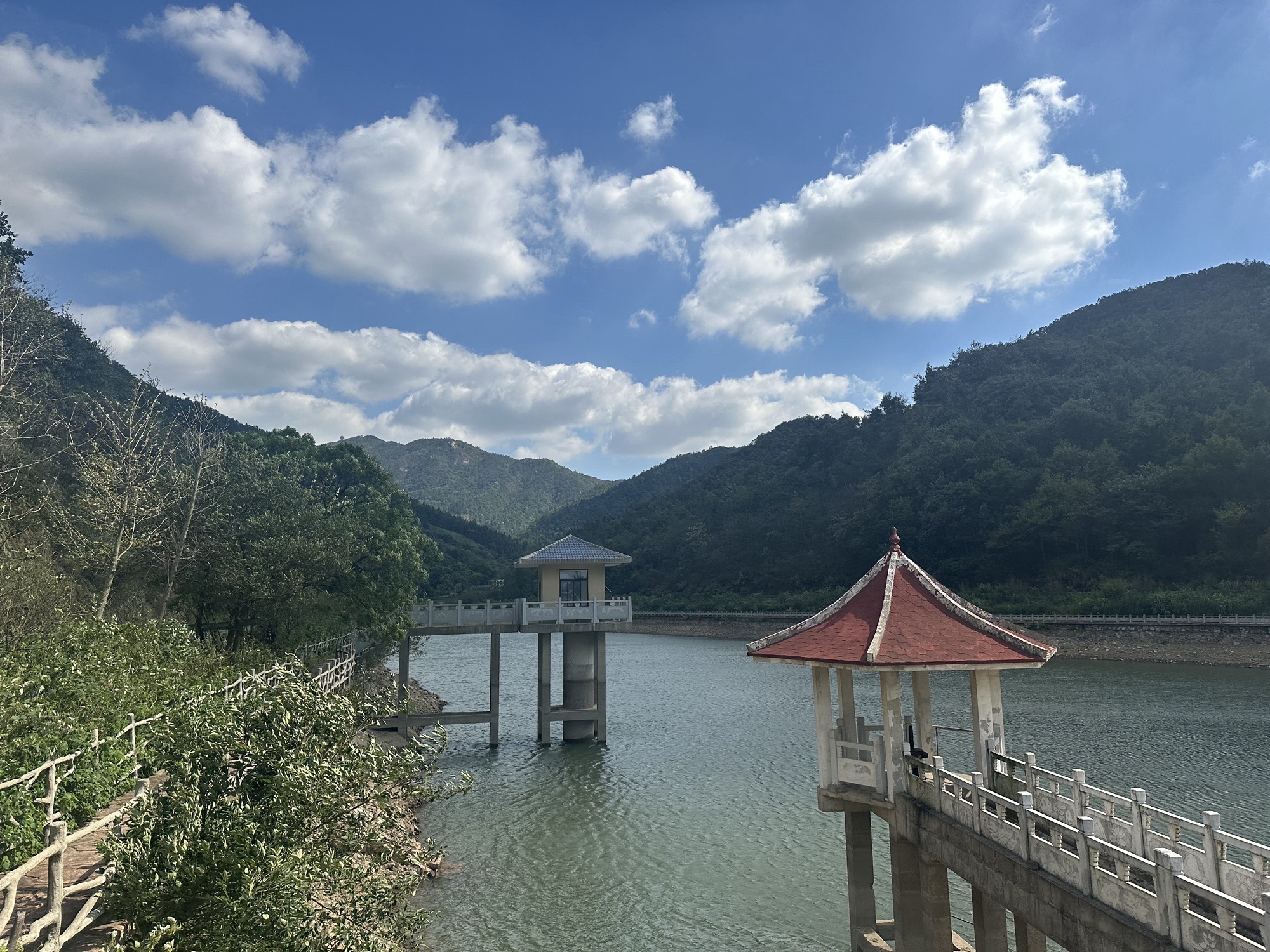 吴国亭风景区旅行图片 1