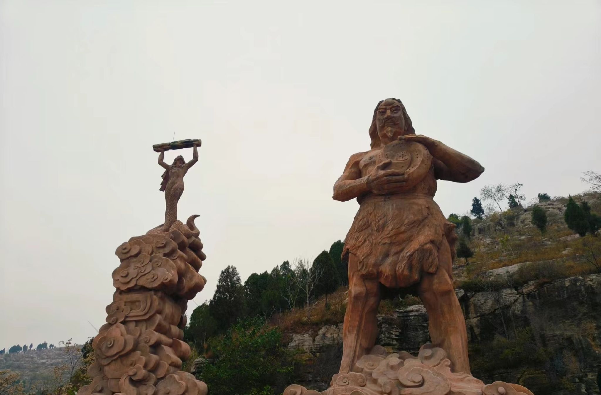 伏羲女娲神像旅行图片 1