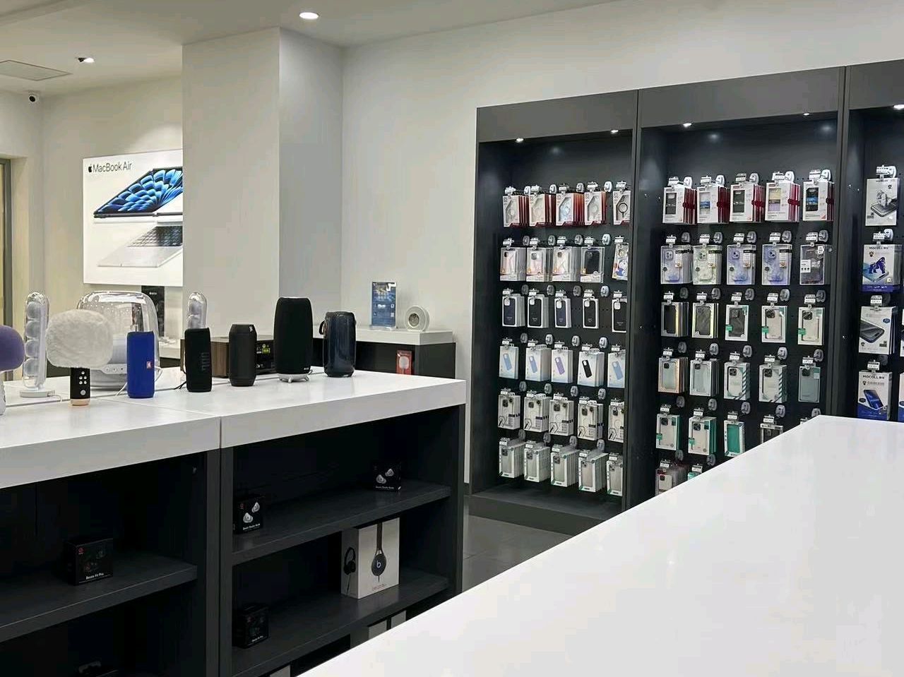 Apple授权专营店(淇滨区爱之城店)