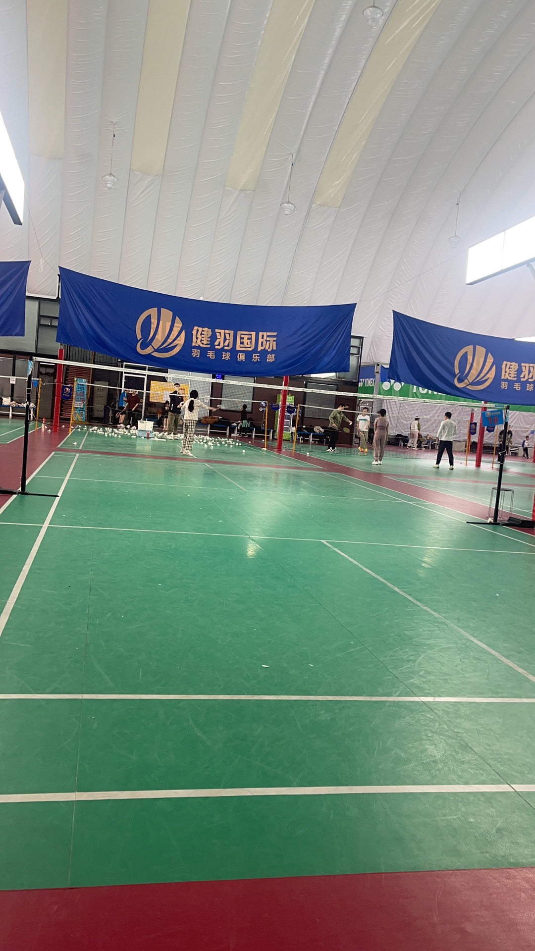 场地封面-健羽国际羽毛球馆