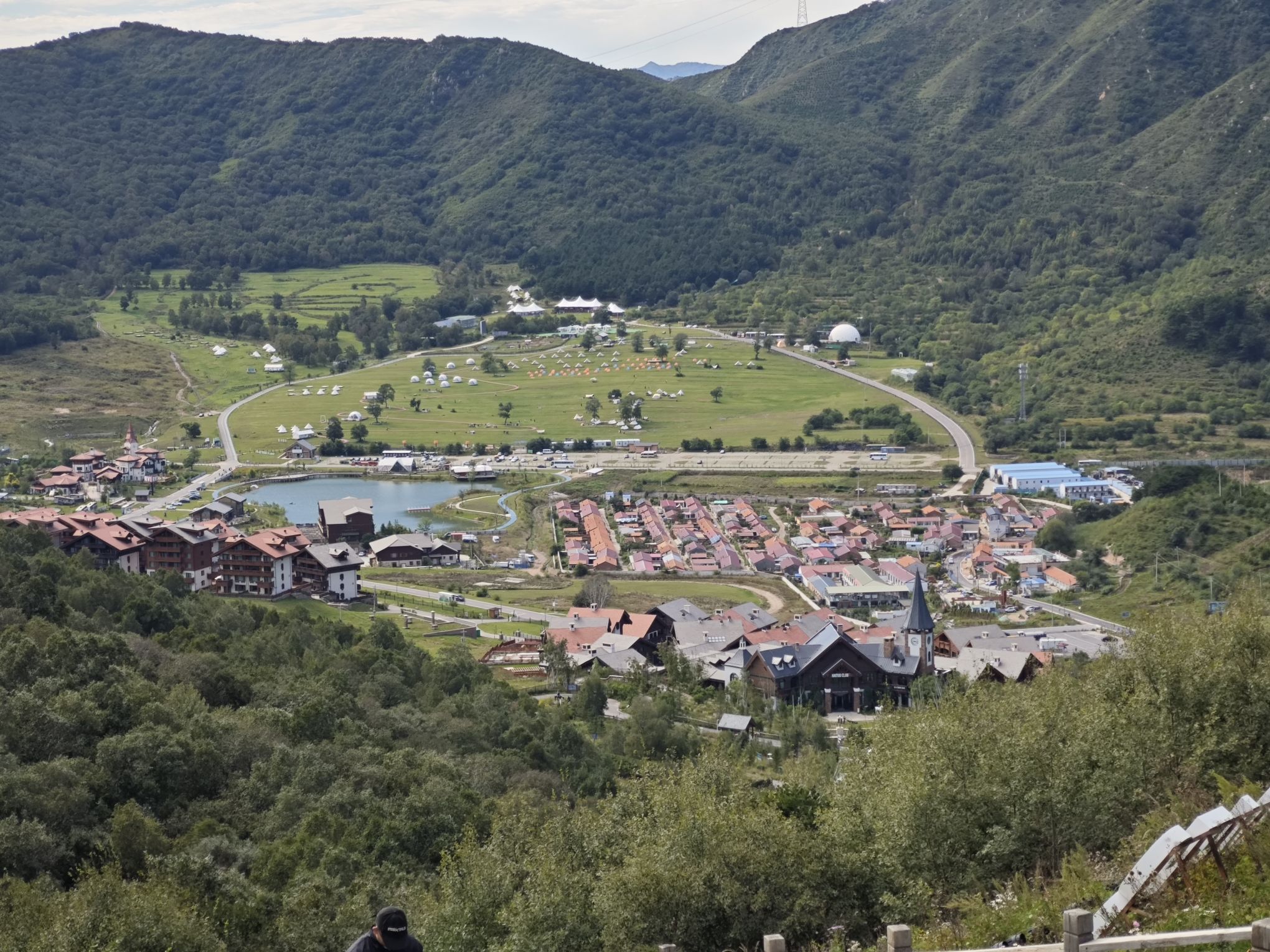 海坨山谷国际旅游度假区旅行图片 2