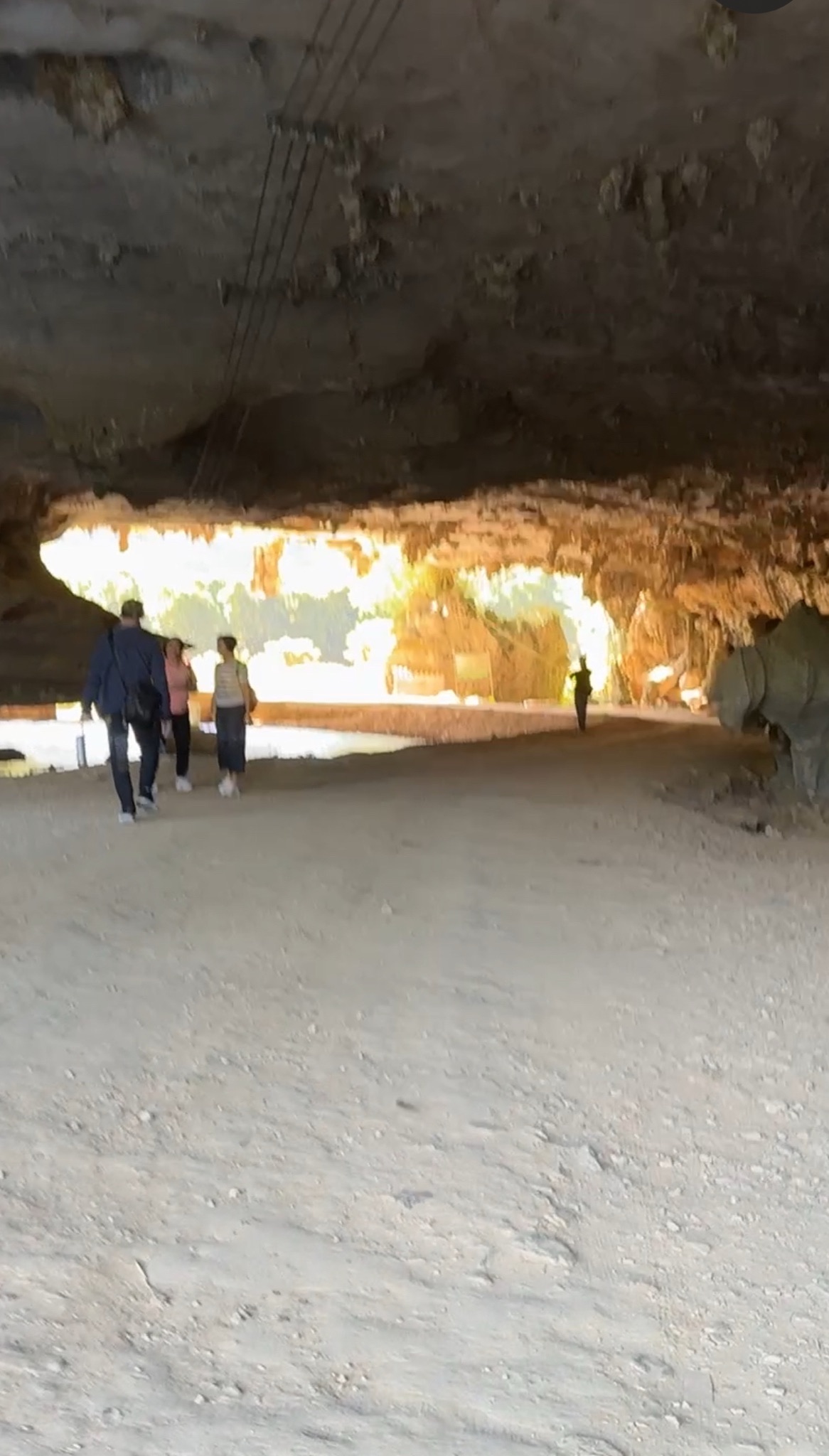 和顺岩溶洞旅行图片 1