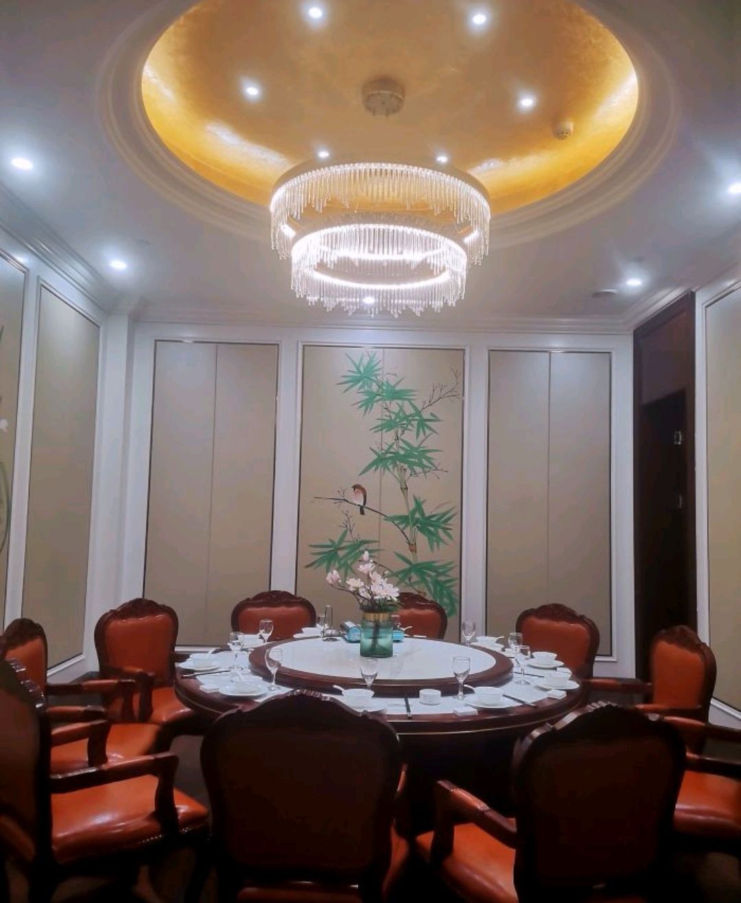 香泽苑酒楼(多弗店)