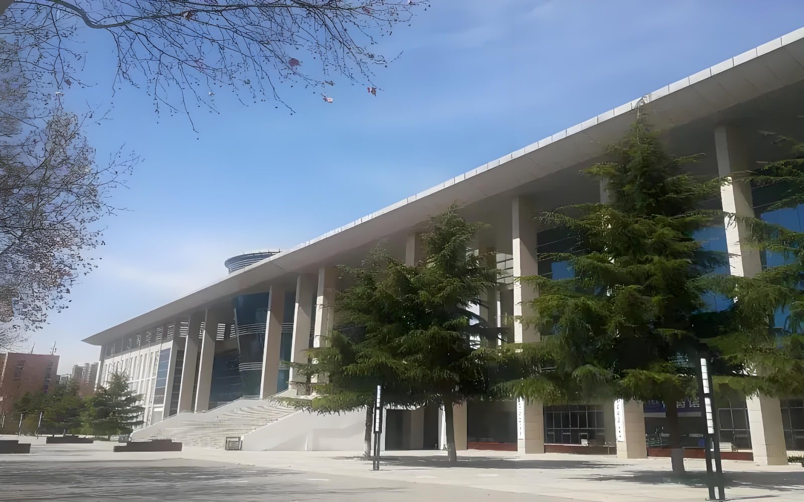 郑州工程技术学院