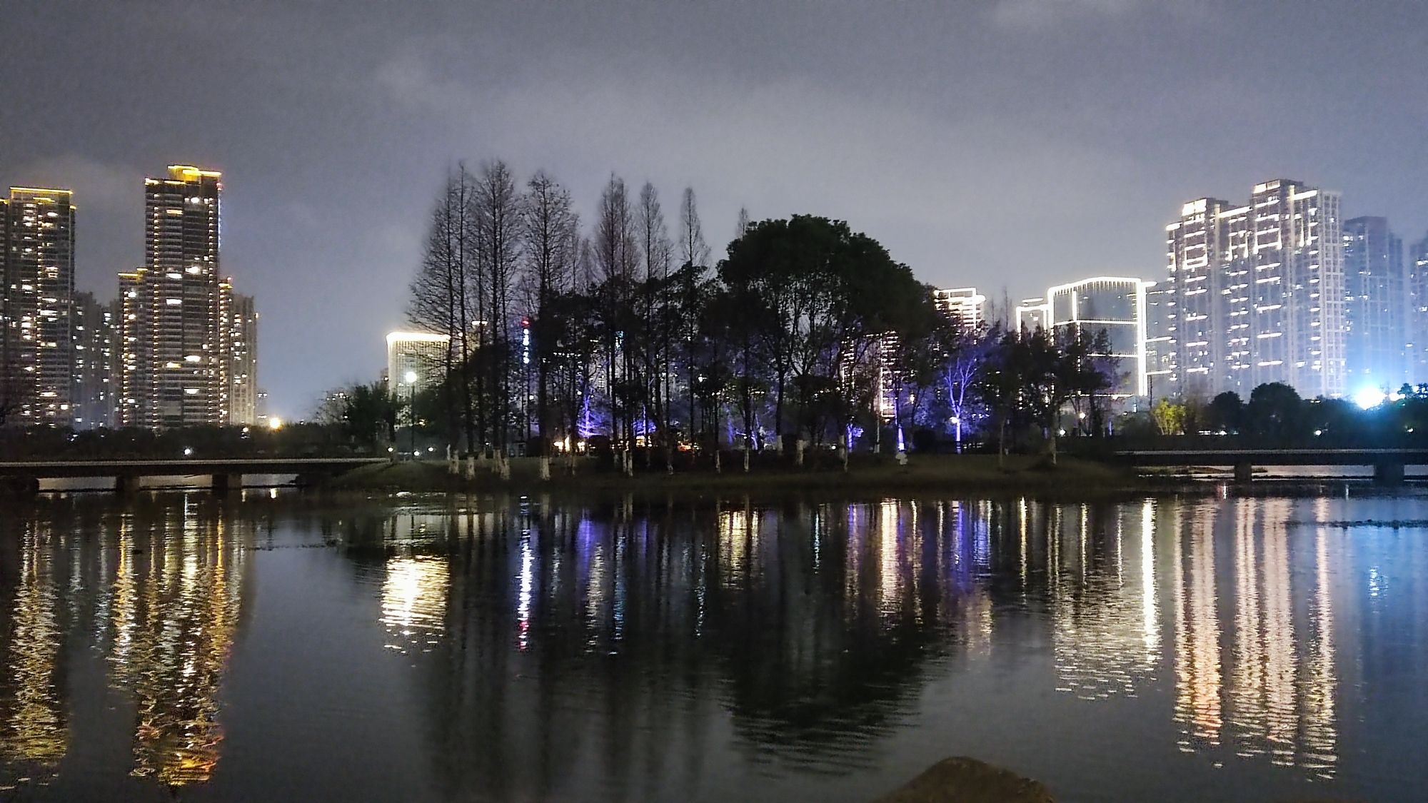 中央公园健走步道