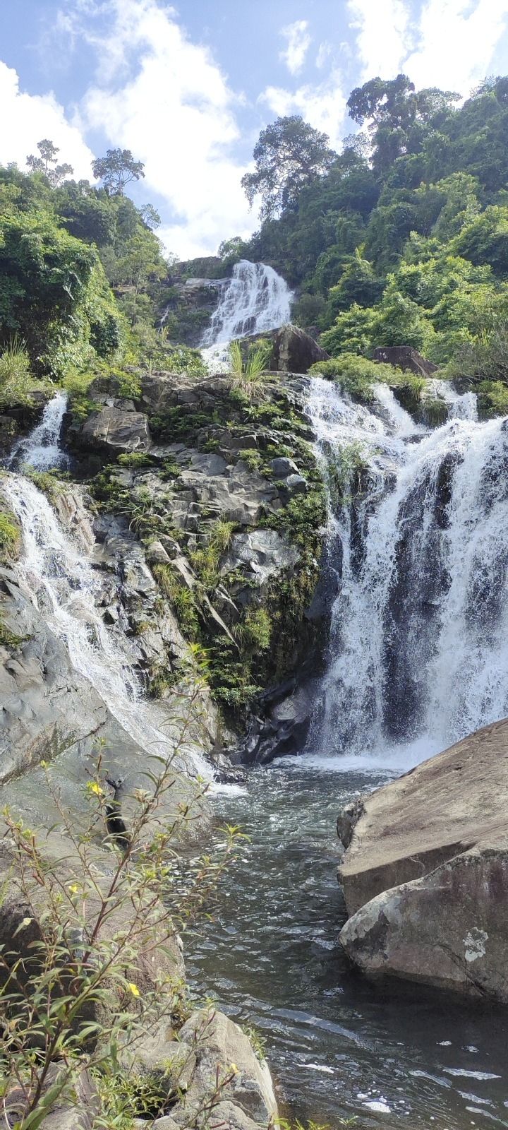 三角水瀑布