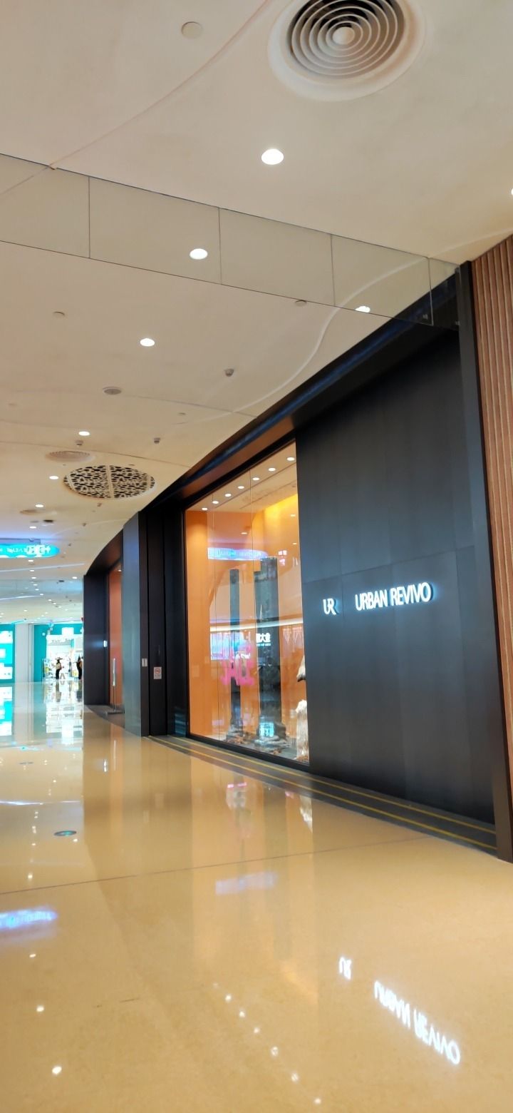 URBAN REVIVO(佛山新DNA购物中心店)
