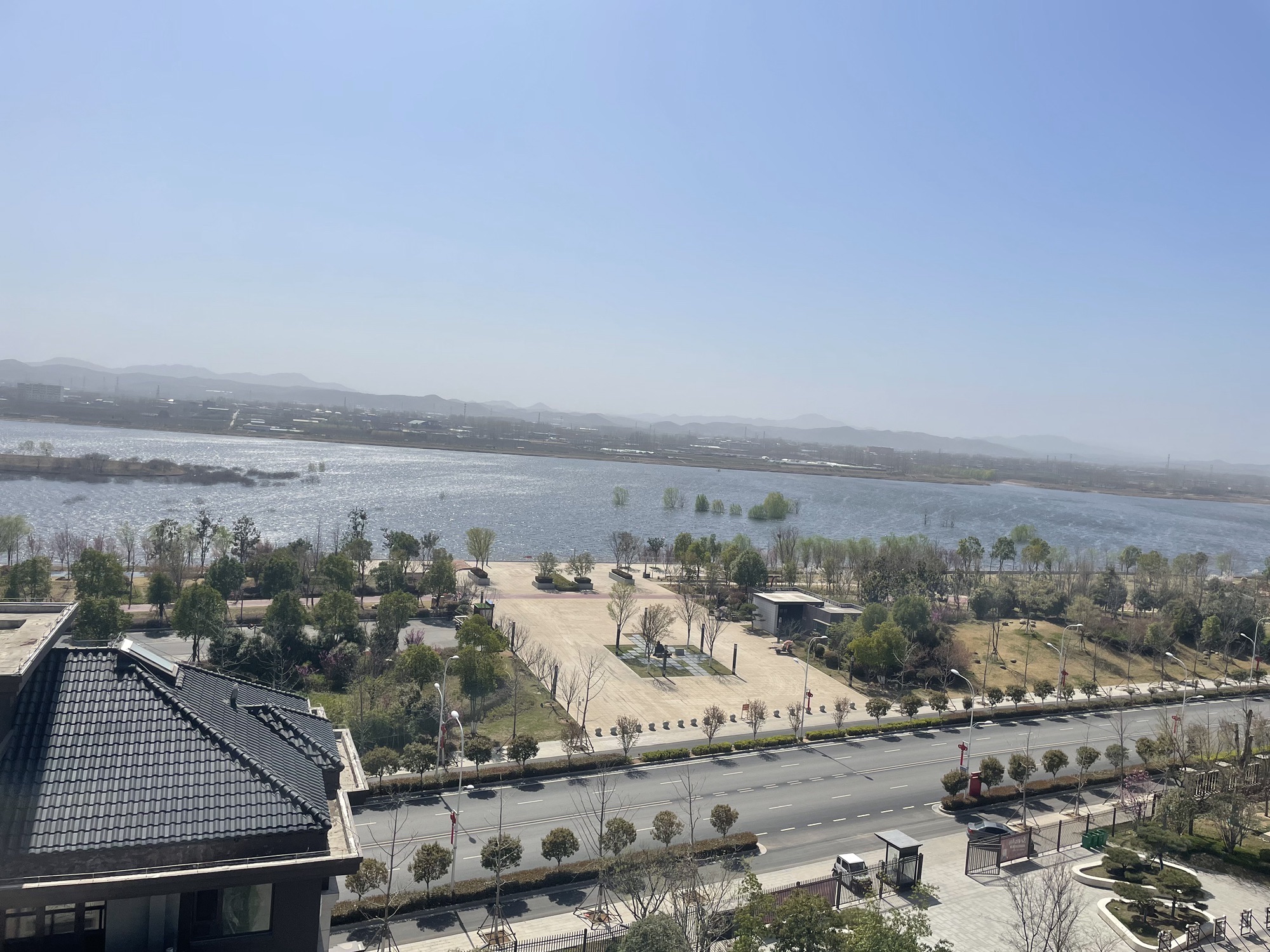 鲁山滨河公园