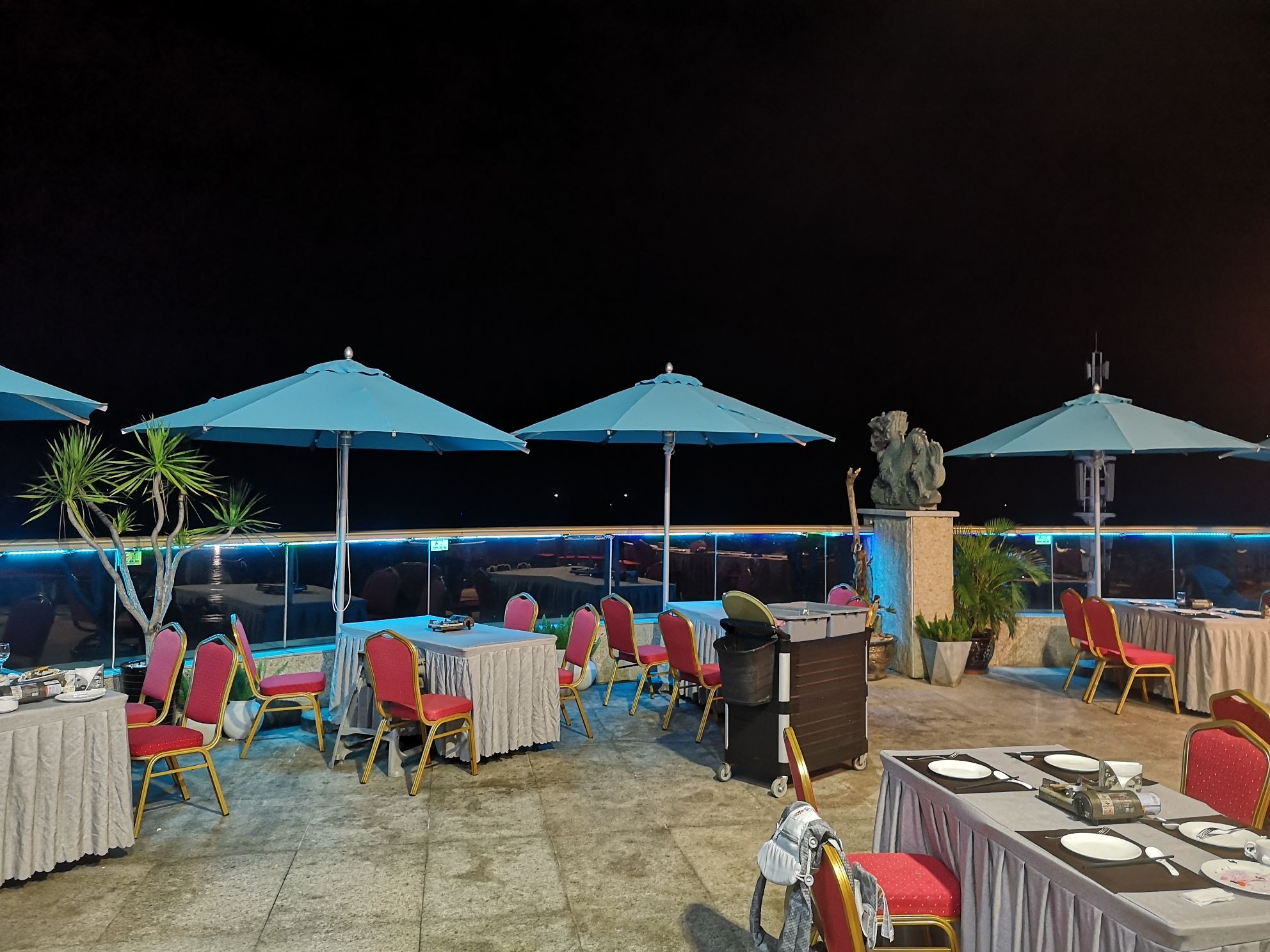 悦海露台海景自助餐厅(大菠萝店)