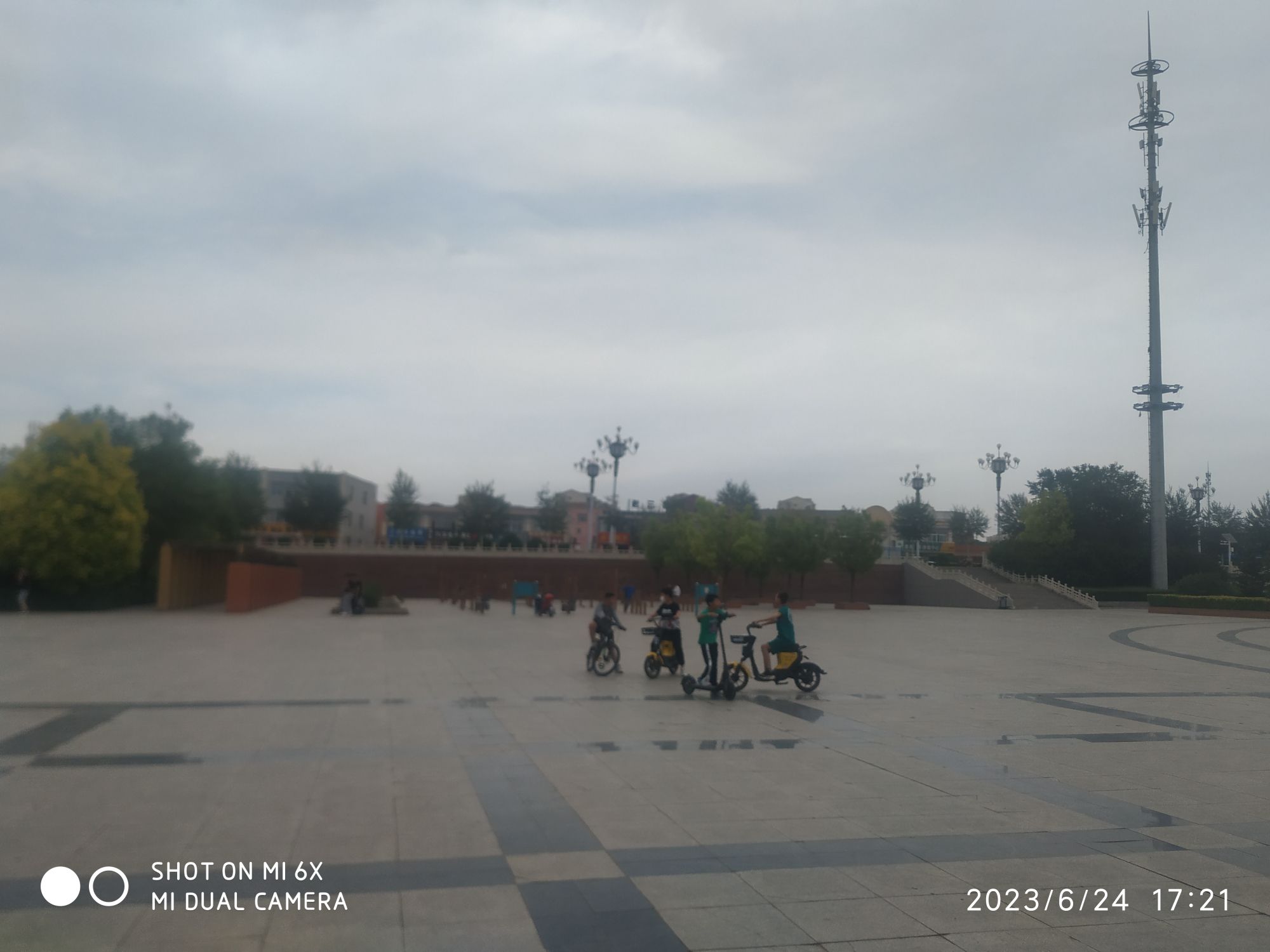 法治广场旅行图片 3