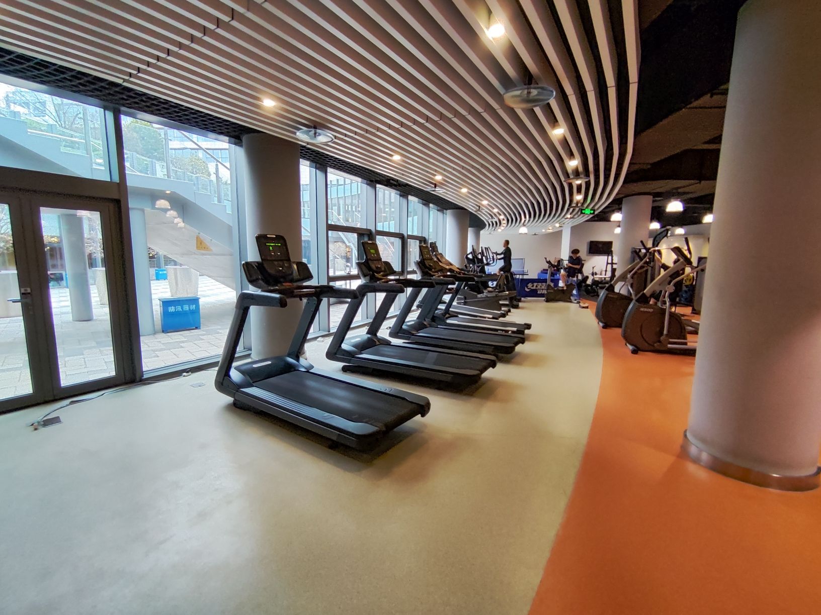场地封面-泰康研修院健身房