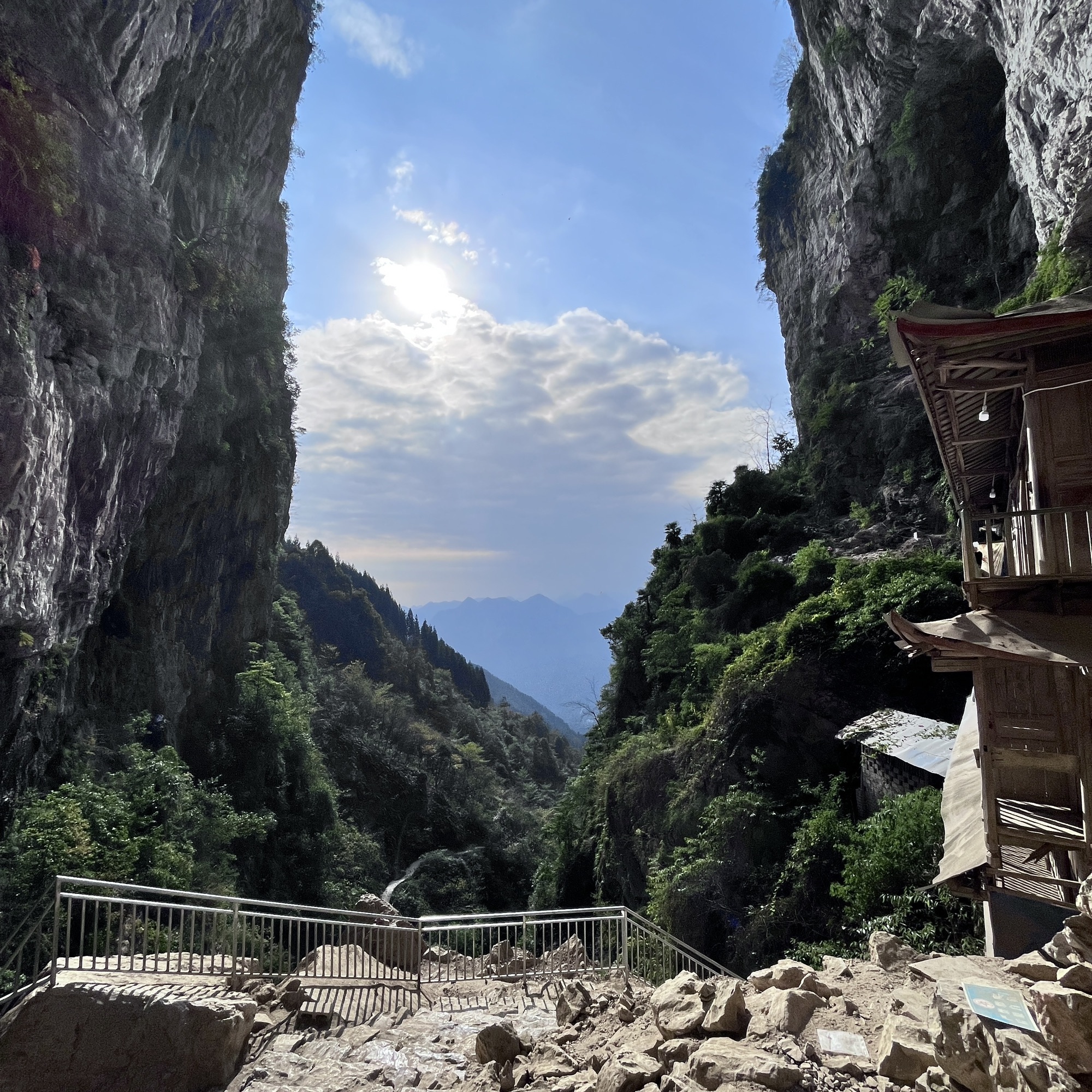江油市银光洞旅行图片 3