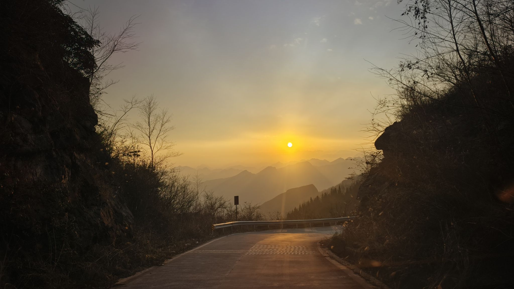 江油市银光洞旅行图片 1