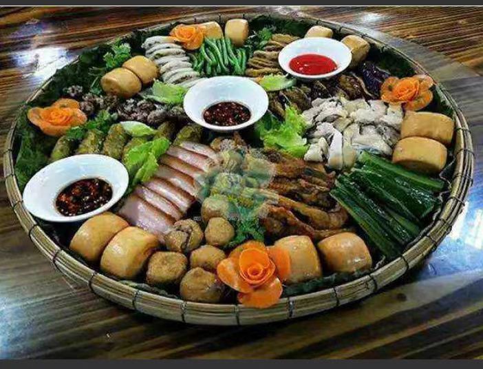 环江东兴河螺王餐馆