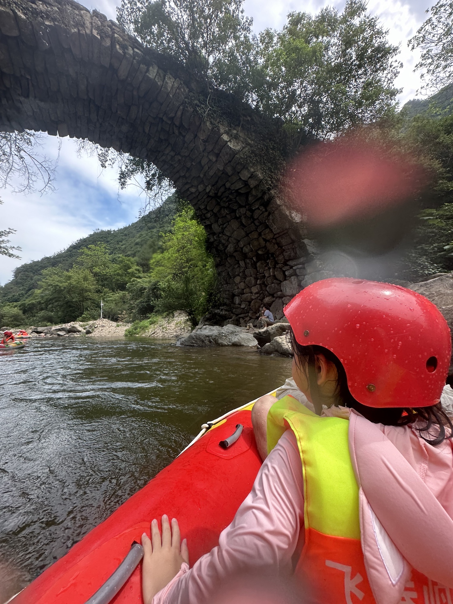 天台飞腾峡漂流旅行图片 1